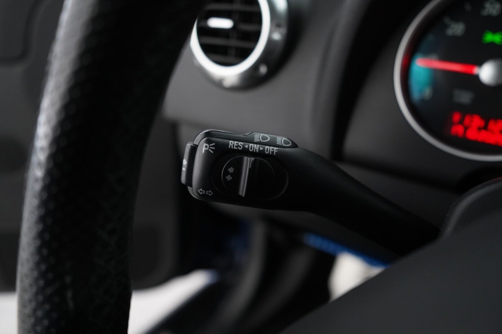 Audi TT 2003 YritysOutlet - Myydään vain yrityksille - – Tämä auto myydään YritysOutlet -valikoimasta vain yritykselle