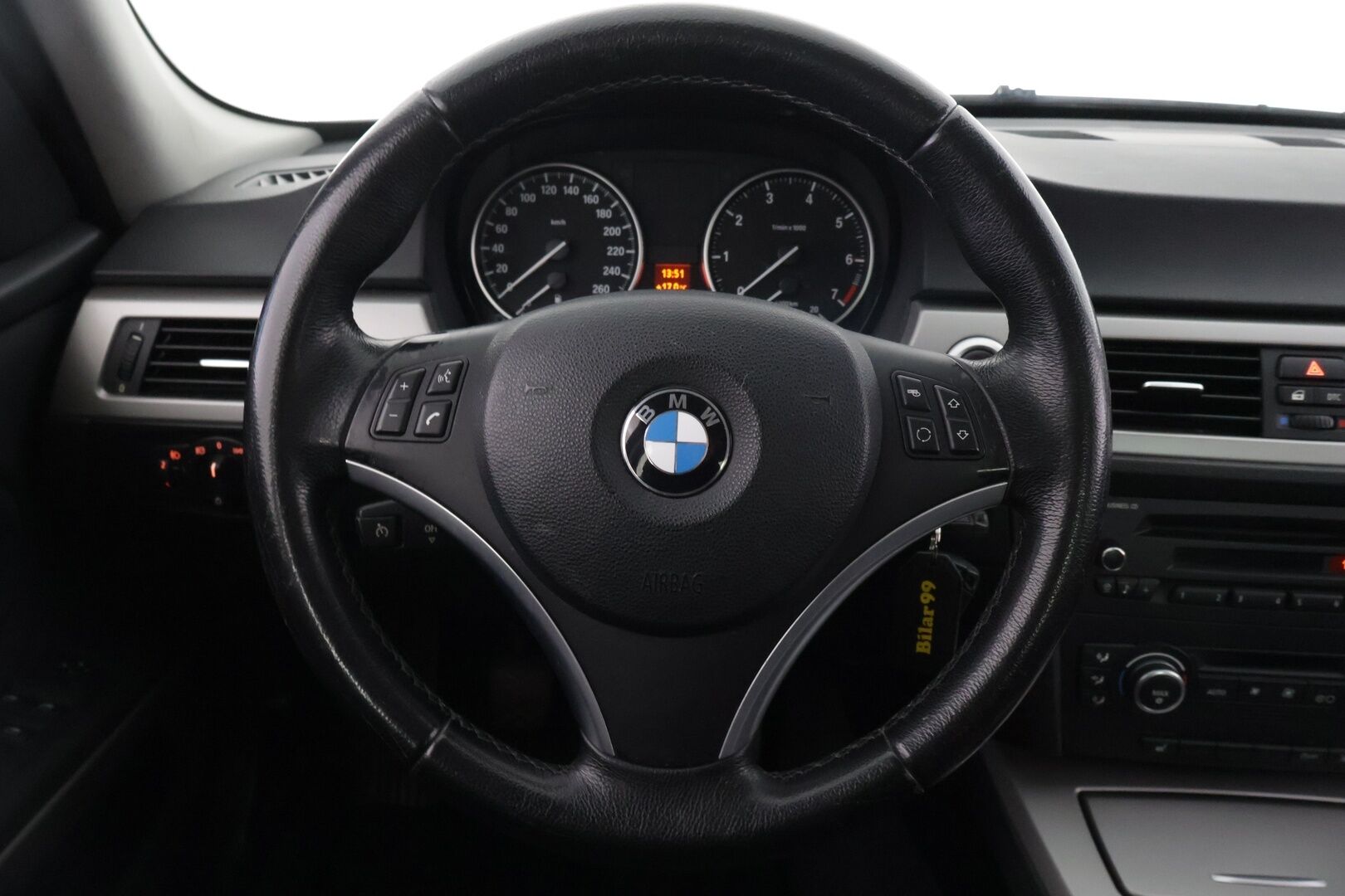 BMW 318 2007 E90 Sedan * YritysOutlet - Myydään vain yrityksille * - ** Vakkari / Lohko / Kahdet renkaat **