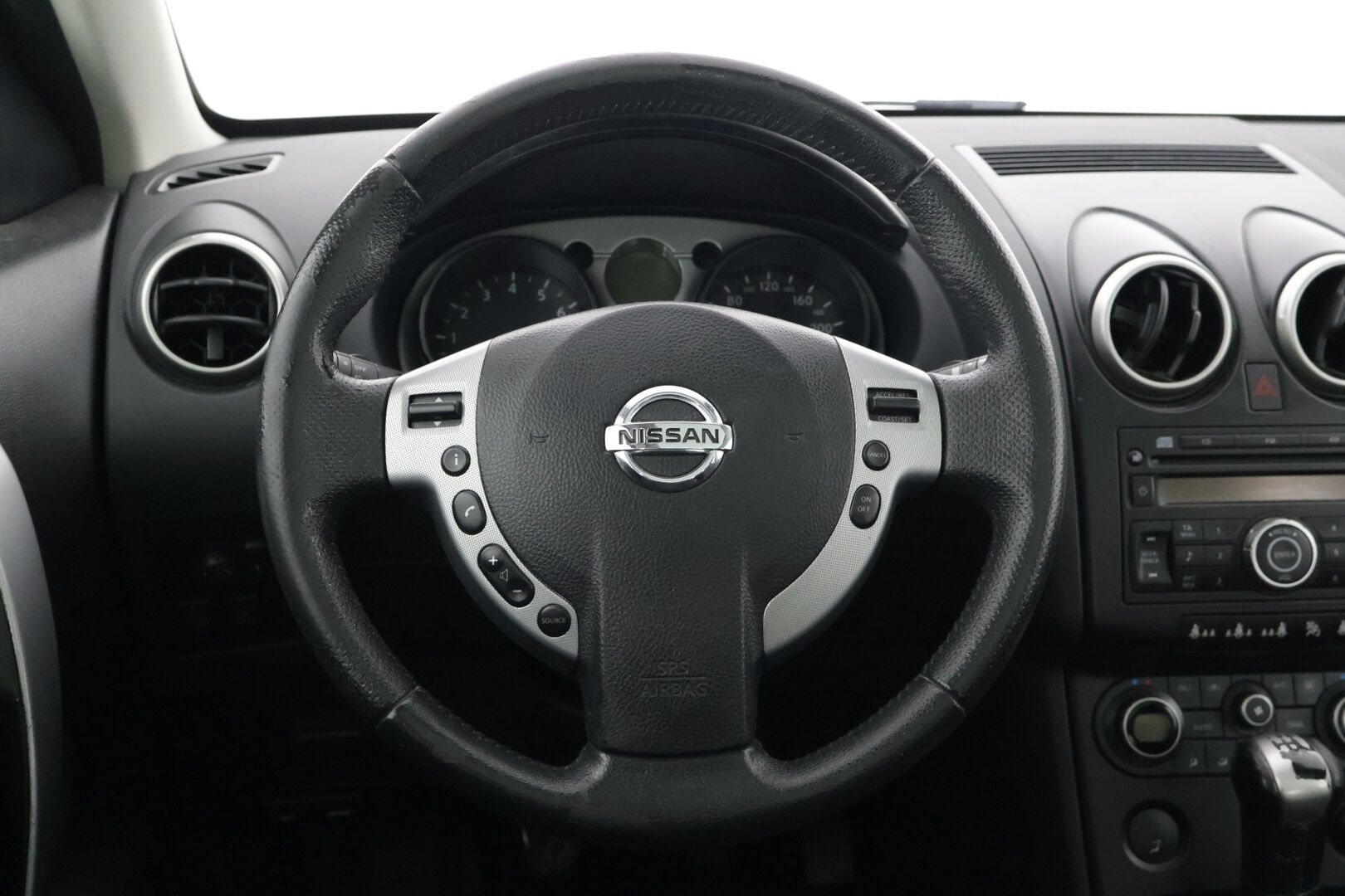 Nissan Qashqai 2008 1,6 Acenta 5MT 4x2, Glass roof