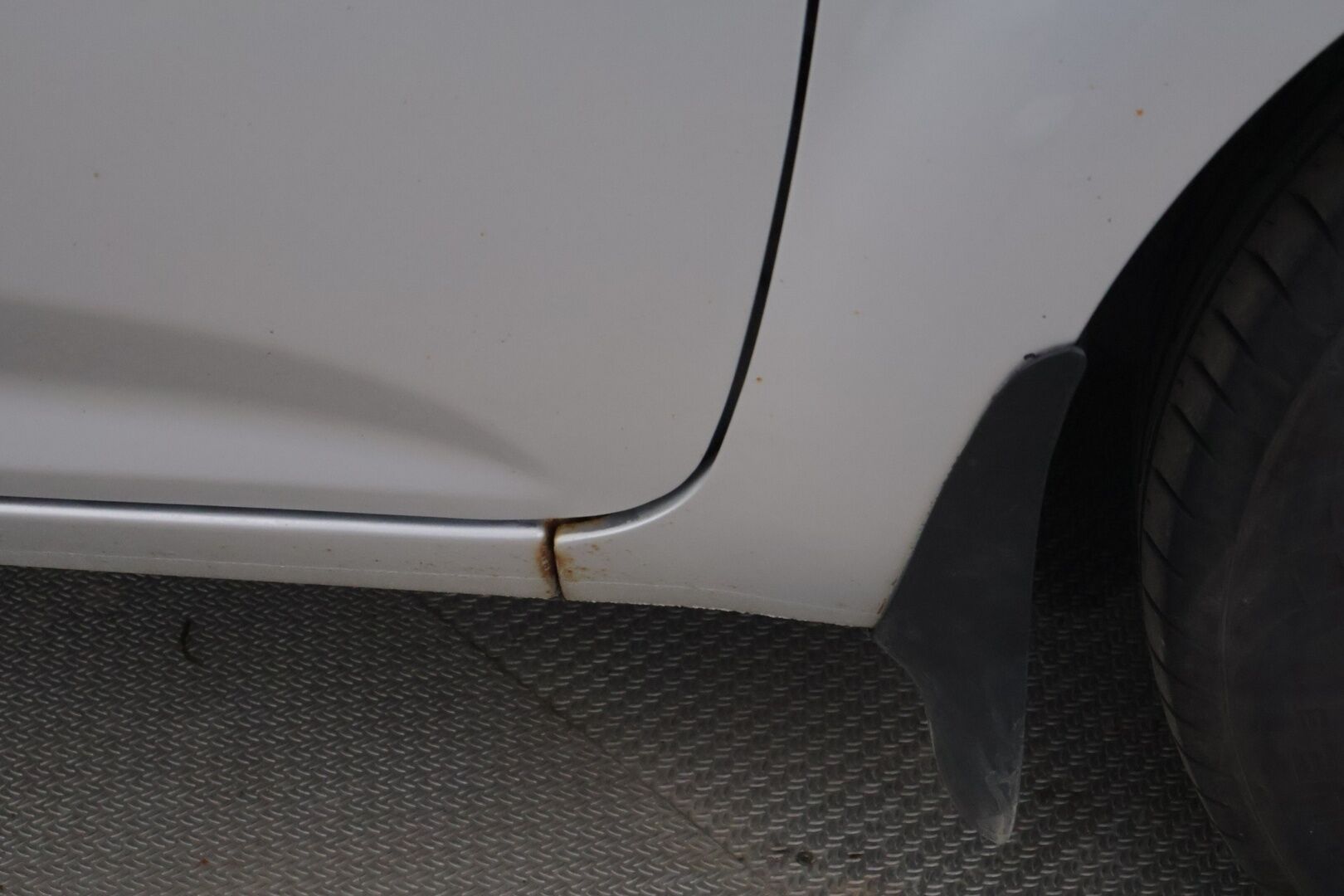 Kia cee'd 2009 1,6 EX SW - Jakoketju vaihdettu / 2x Hyvät nokian renkaat / Huoltokirja / Huutokaupat.com! 