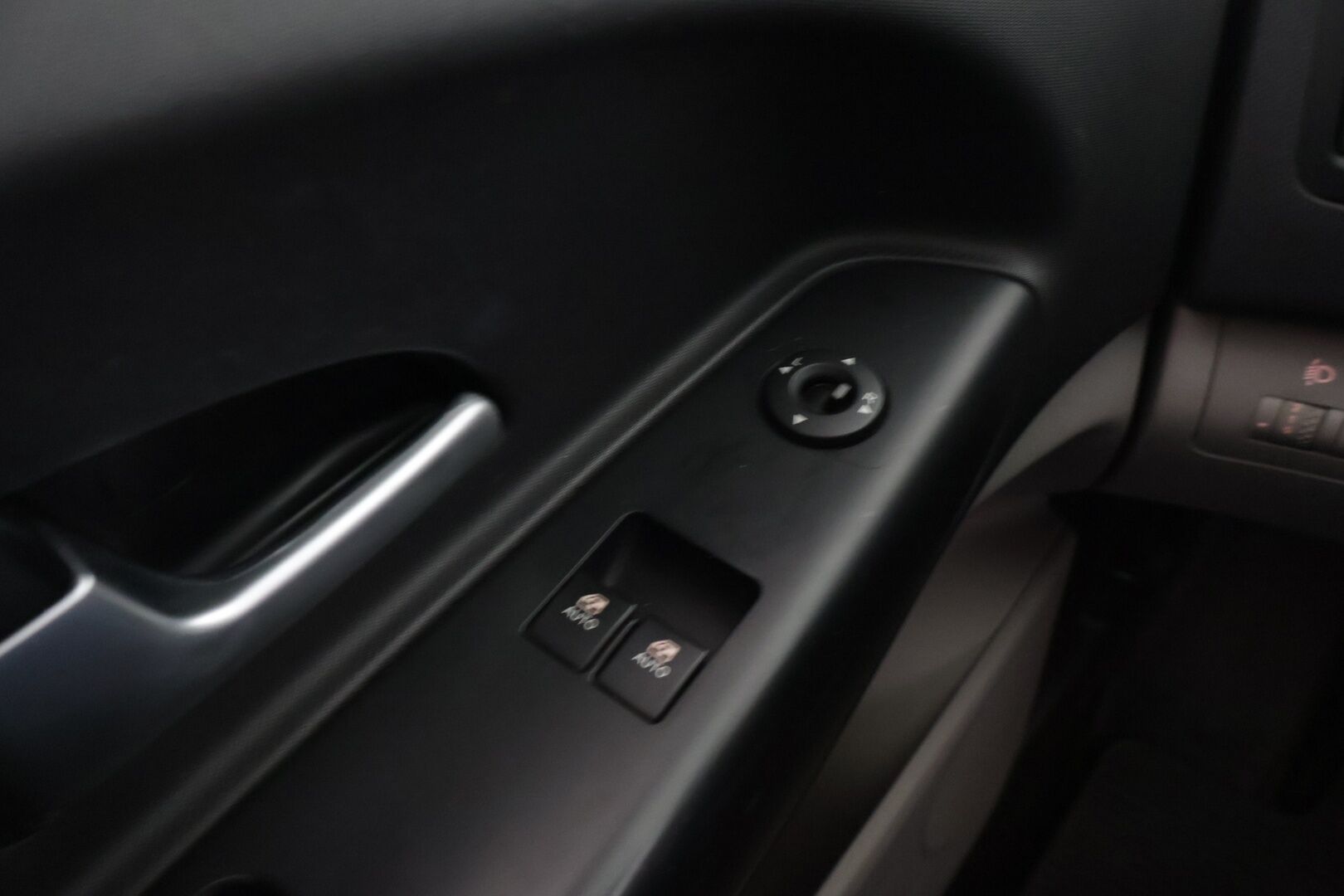 Kia cee'd 2009 1,6 EX SW - Jakoketju vaihdettu / 2x Hyvät nokian renkaat / Huoltokirja / Huutokaupat.com! 
