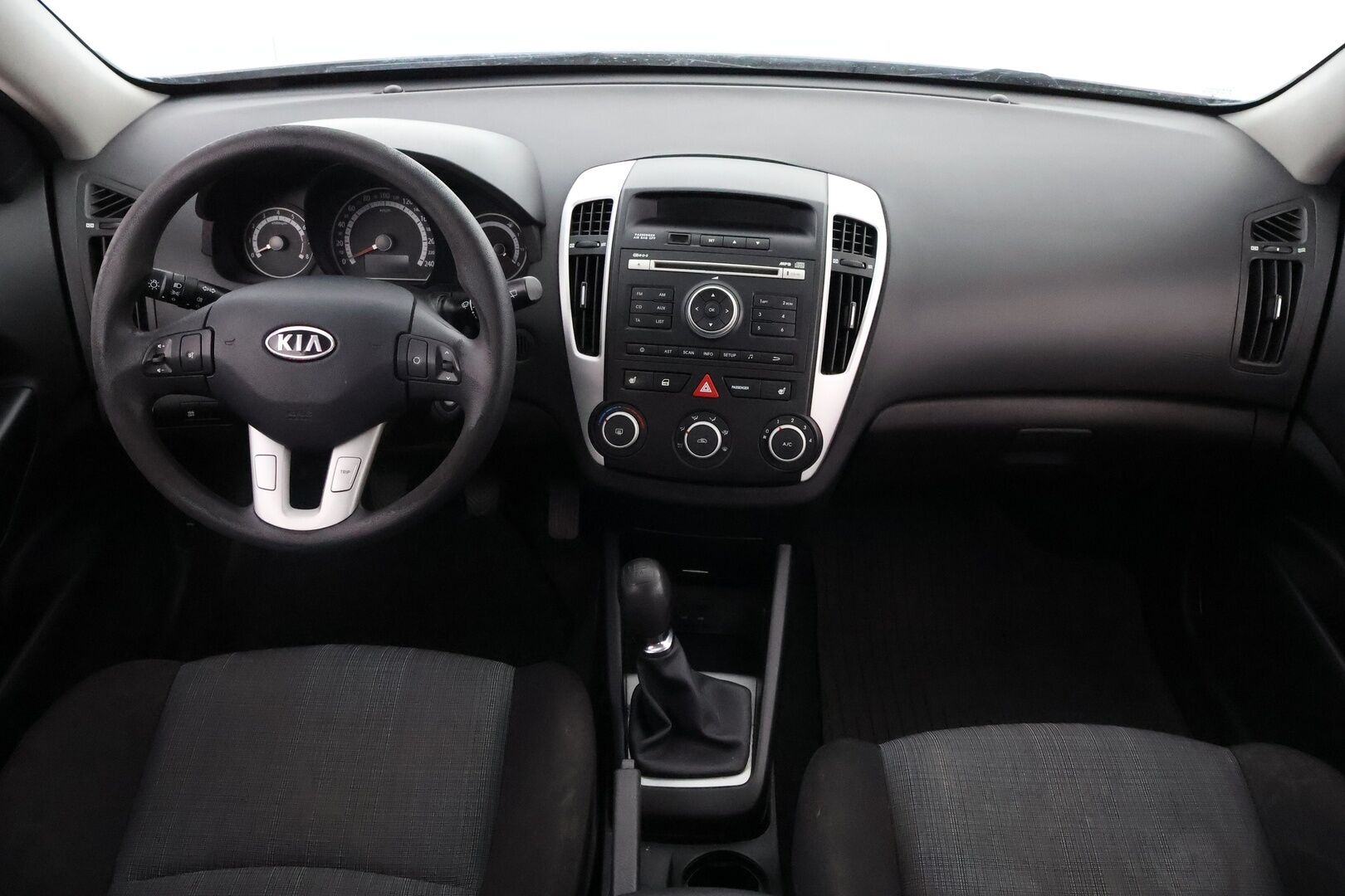 Kia cee'd 2010 1,4 ISG LX 5D EcoDynamics *MYYDÄÄN HUUTOKAUPAT.COM*