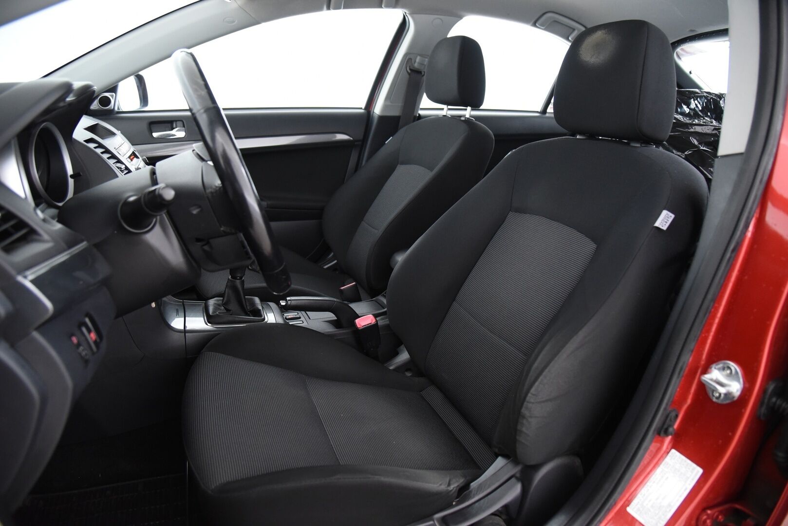 Mitsubishi Lancer 2009 Sportback 1,8 Intense Suomi-auto / Huoltokirja / Lohkolämmitin / Rockford-audio -YritysOutlet - Myydään vain yrityksille - 2x Renkaat / Ilmastointi