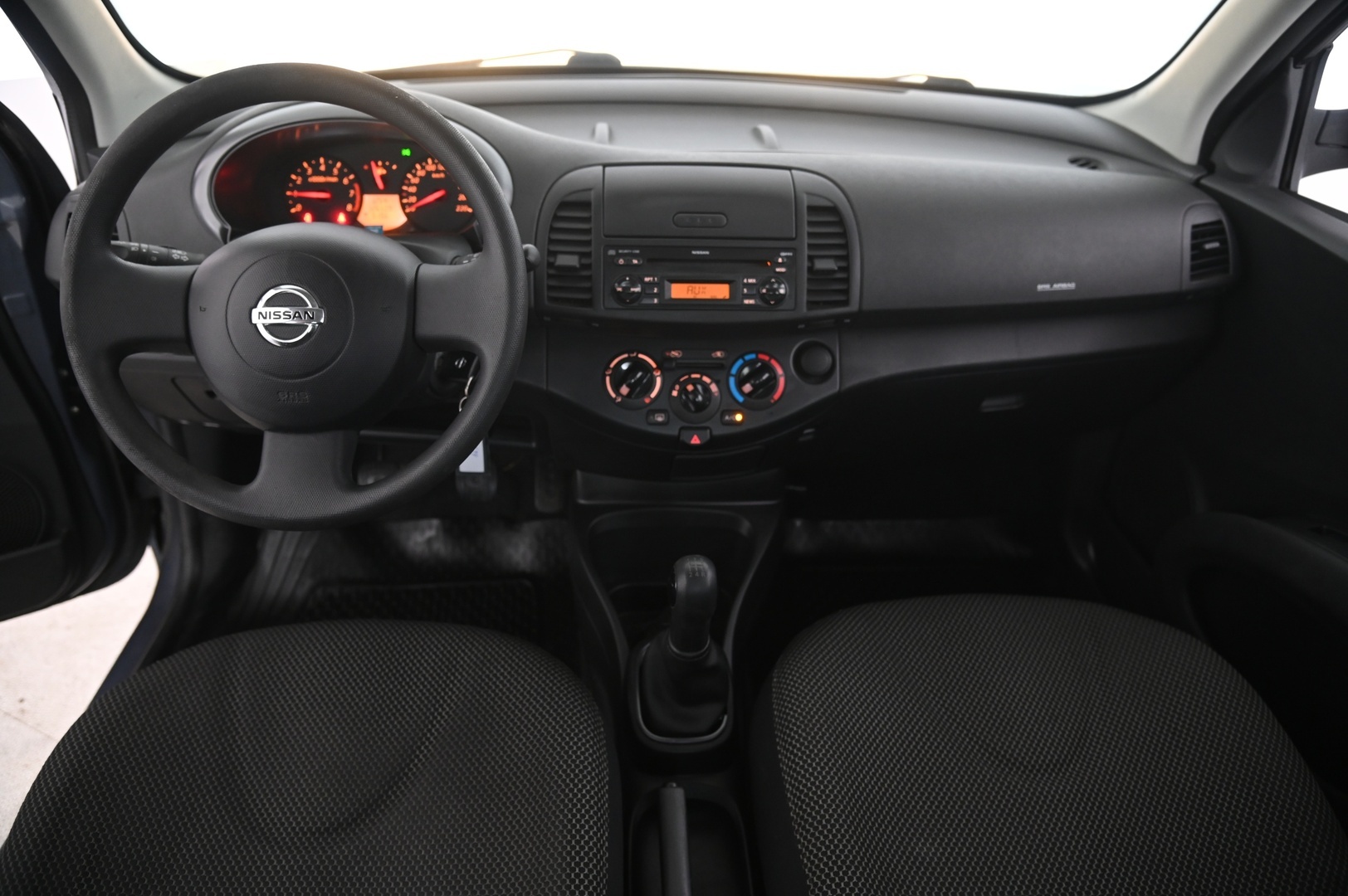 Nissan Micra 2009 1,2 59 Visia 4AT 5-ov. - 2x Renkaat&Vanteet | Radio/Aux | Siisti & Vähän ajettu!