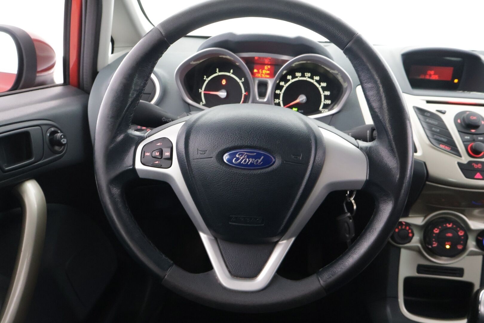 Ford Fiesta 2009 1,25 82 hv Ghia M5 5-ovinen *Myydään Huutokaupat.com*