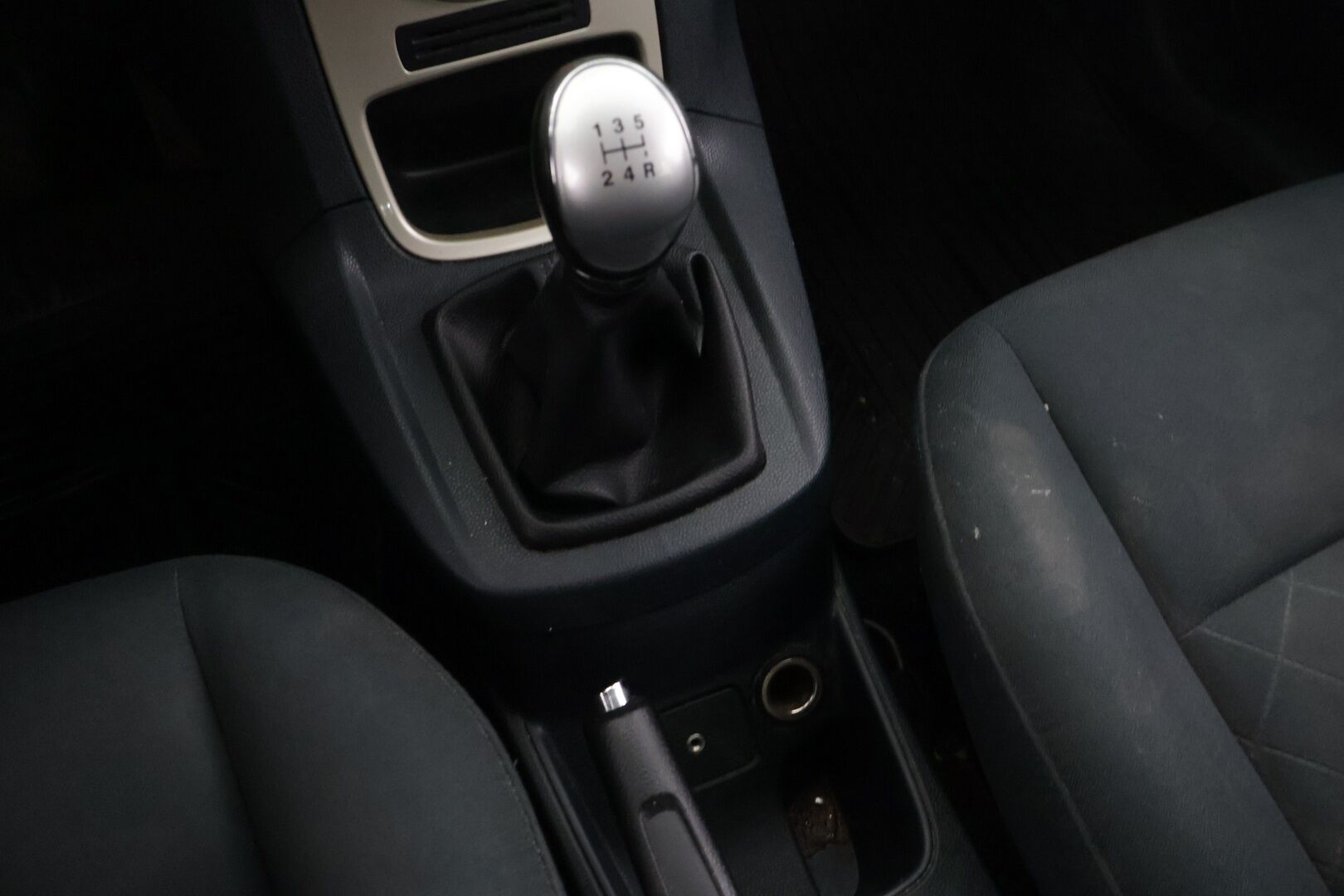Ford Fiesta 2009 1,25 82 hv Ghia M5 5-ovinen *Myydään Huutokaupat.com*