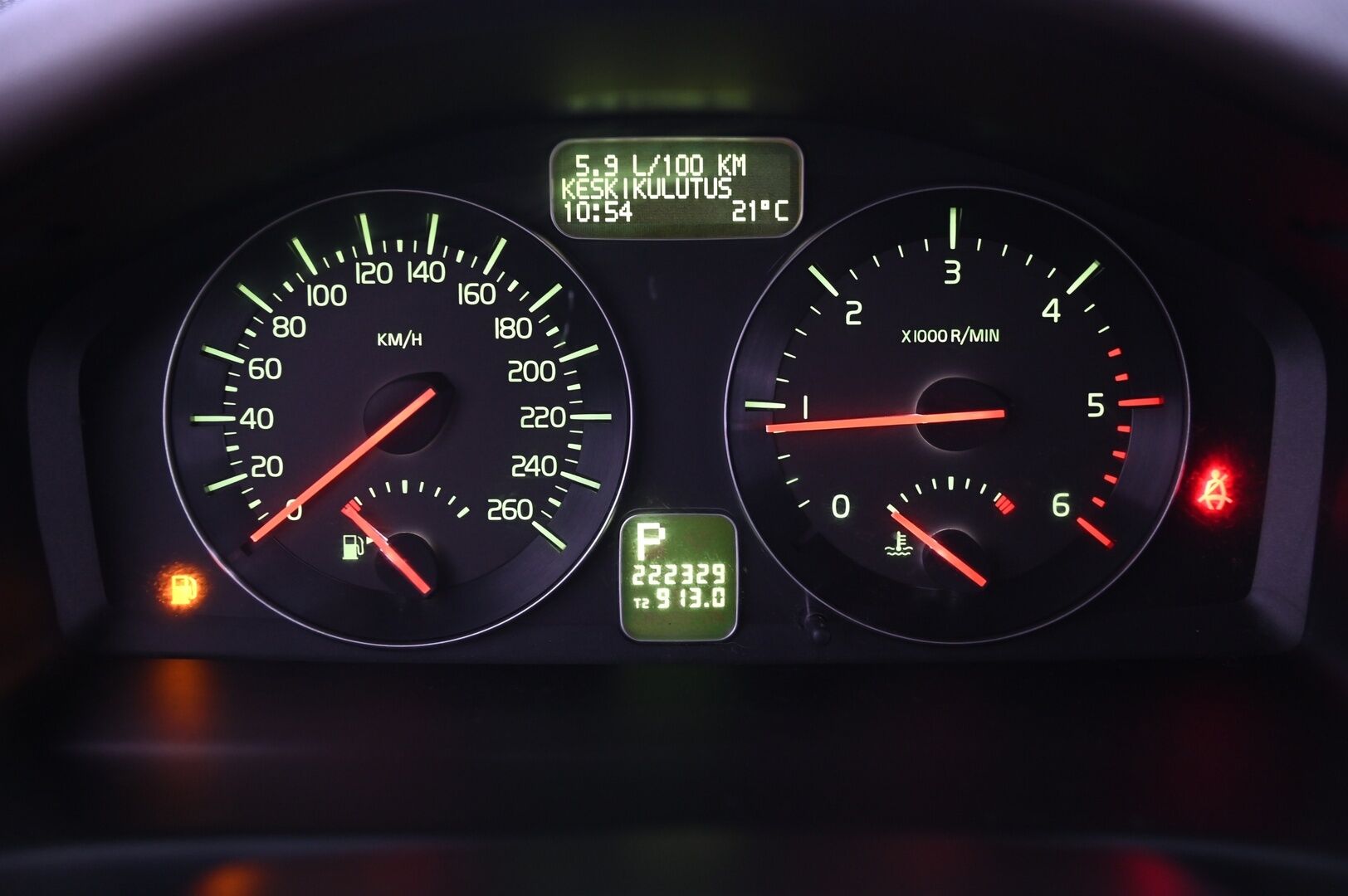 Volvo V50 2009 2,0D (136 hv) Summum aut **Suomi-Auto / Webasto / Muistipenkki / Vakkari** - *Juuri saapunut! / P-tutka / 2X Renkaat / Nahkasisusta* - Osta nyt, maksa vasta ensi vuonna