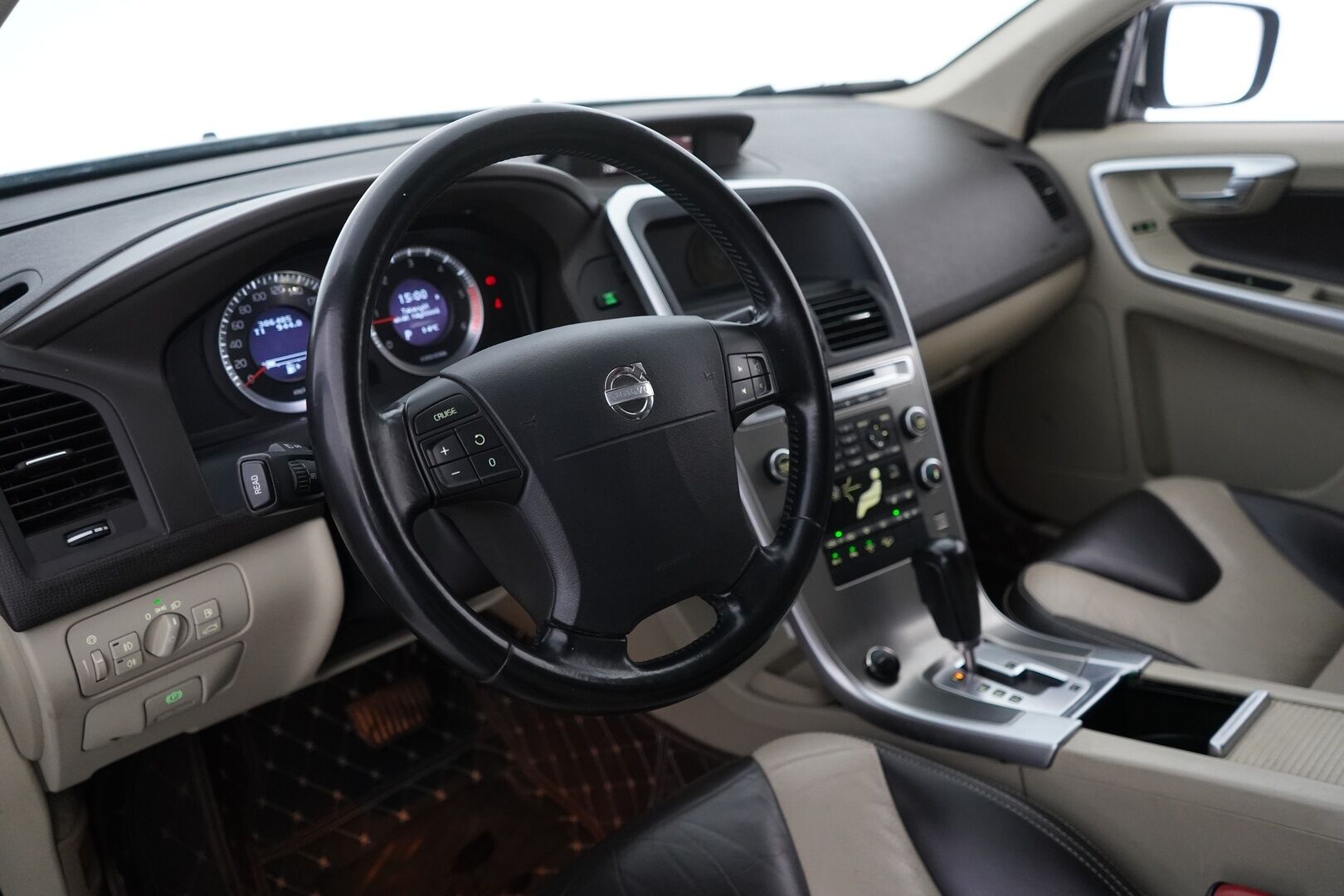 Volvo XC60 2009 D5 AWD Summum *- YritysOutlet - Myydään vain yrityksille * - Suomi-auto / Nahkasisusta / Muistipenkki / Webasto / Vetokoukku