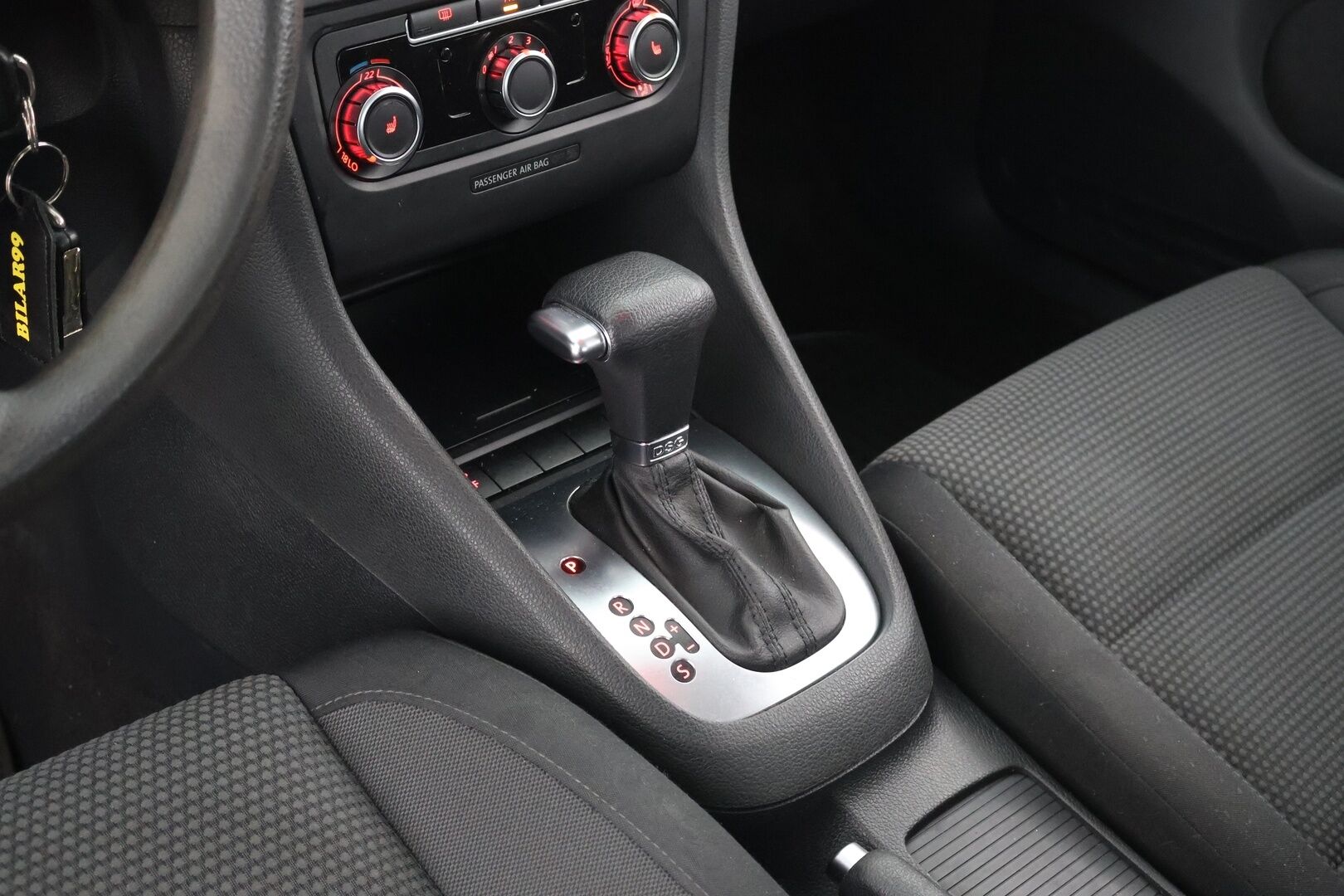 Volkswagen Golf 2009 Comfortline 1,4 TSI 90 kW, DSG-autom. 4-ovinen - Lohko + sisä | Koukku | Ilmastointi | 2x Uudet renkaat vanteineen | Juuri saapunut Raisioon!