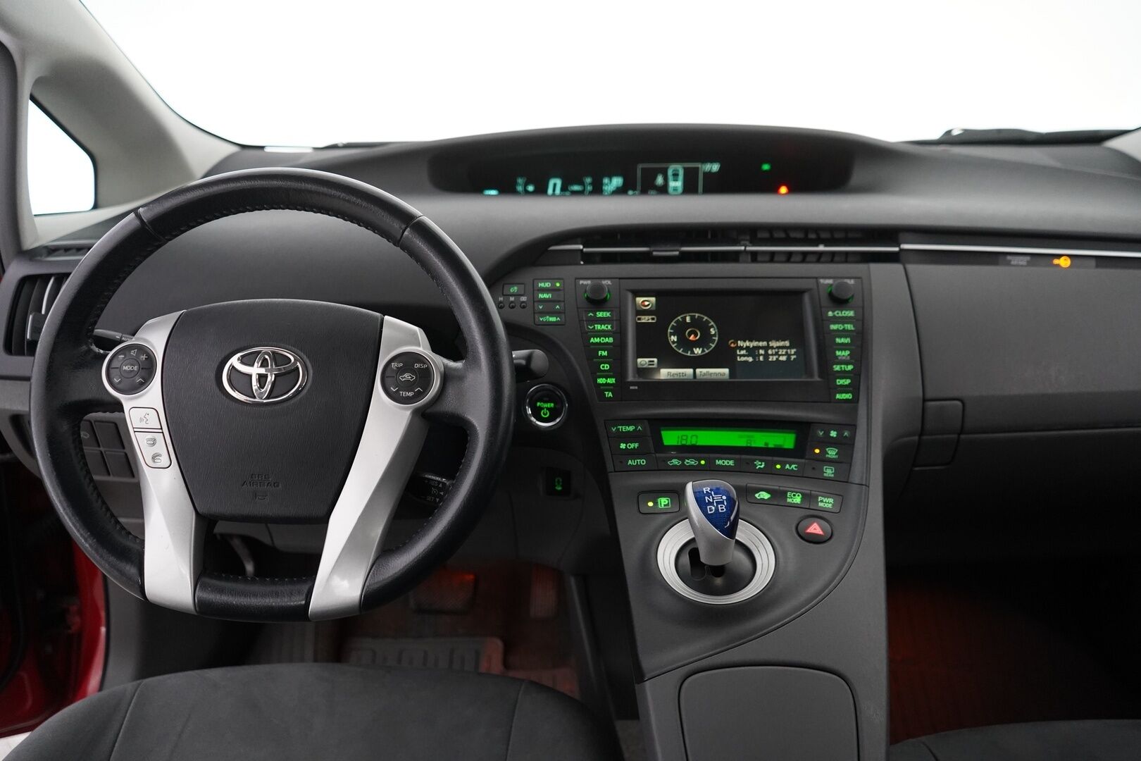Toyota Prius 2011 HSD Premium 5ov * HUD / Peruutuskamera / Keyless / Vakkari / Lohkolämmitin * - Suomi-auto / Merkkihuollettu / Katsastettu 30.7.25 / Viimeisin huolto 238tkm 