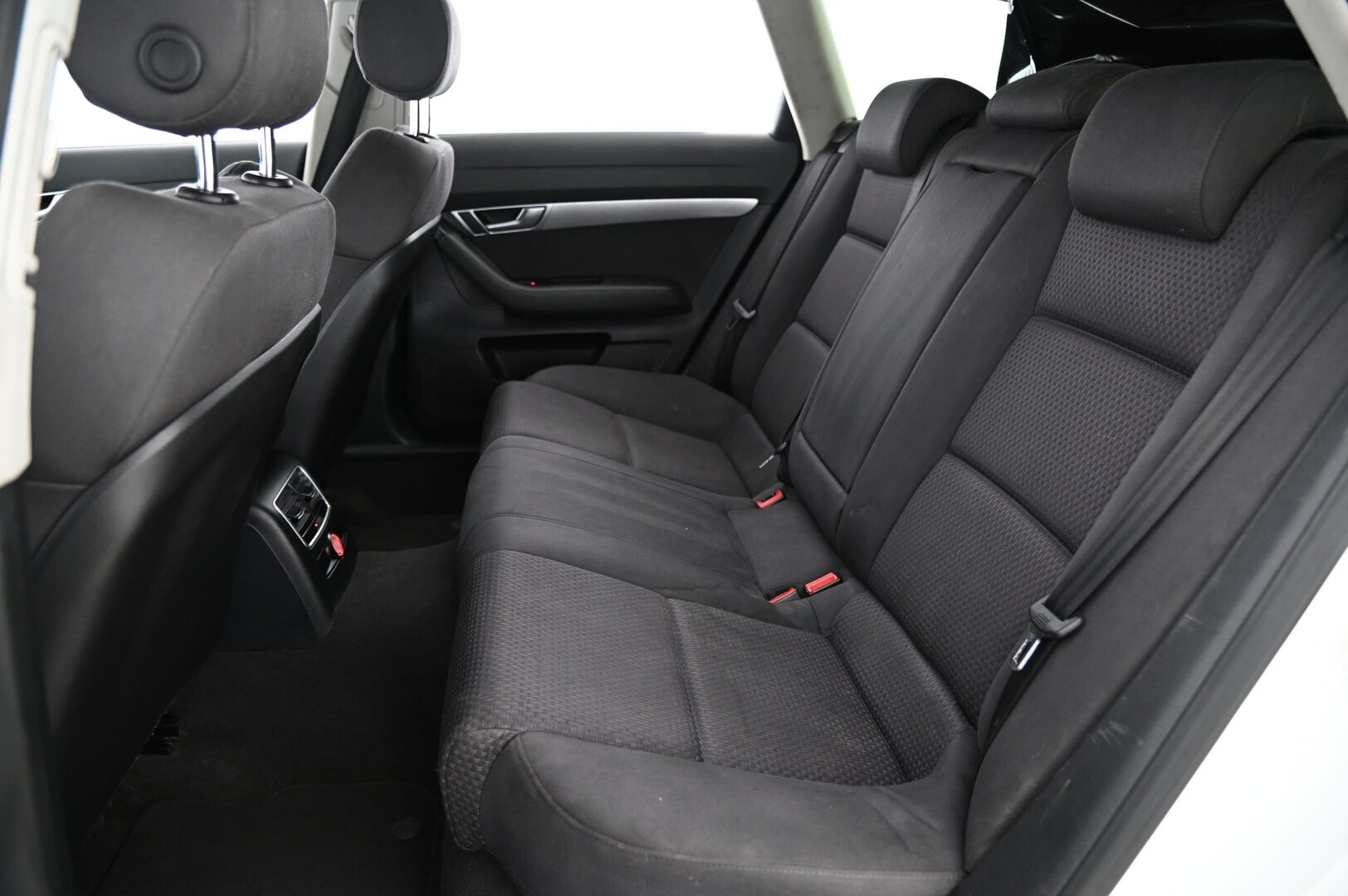 Audi A6 2010 S line Business 2,0e TDI *Myydään Huutokaupat.com*
