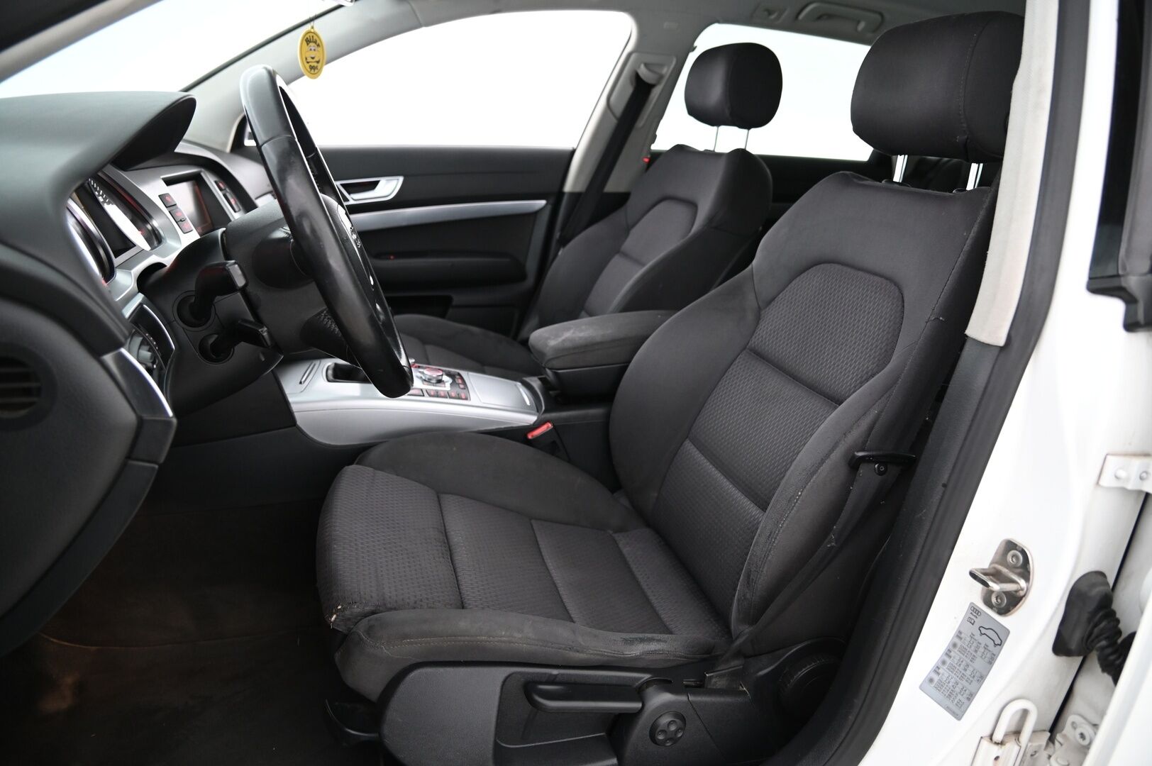 Audi A6 2010 S line Business 2,0e TDI *Myydään Huutokaupat.com*