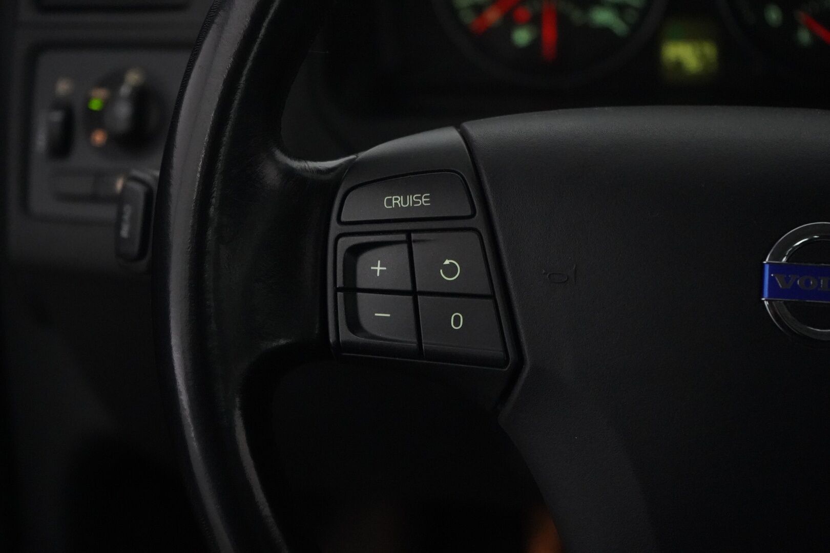 Volvo V50 2010 1,6D DRIVe start/stop Kinetic man - Huutokaupat.com sivustolla myynnissä!