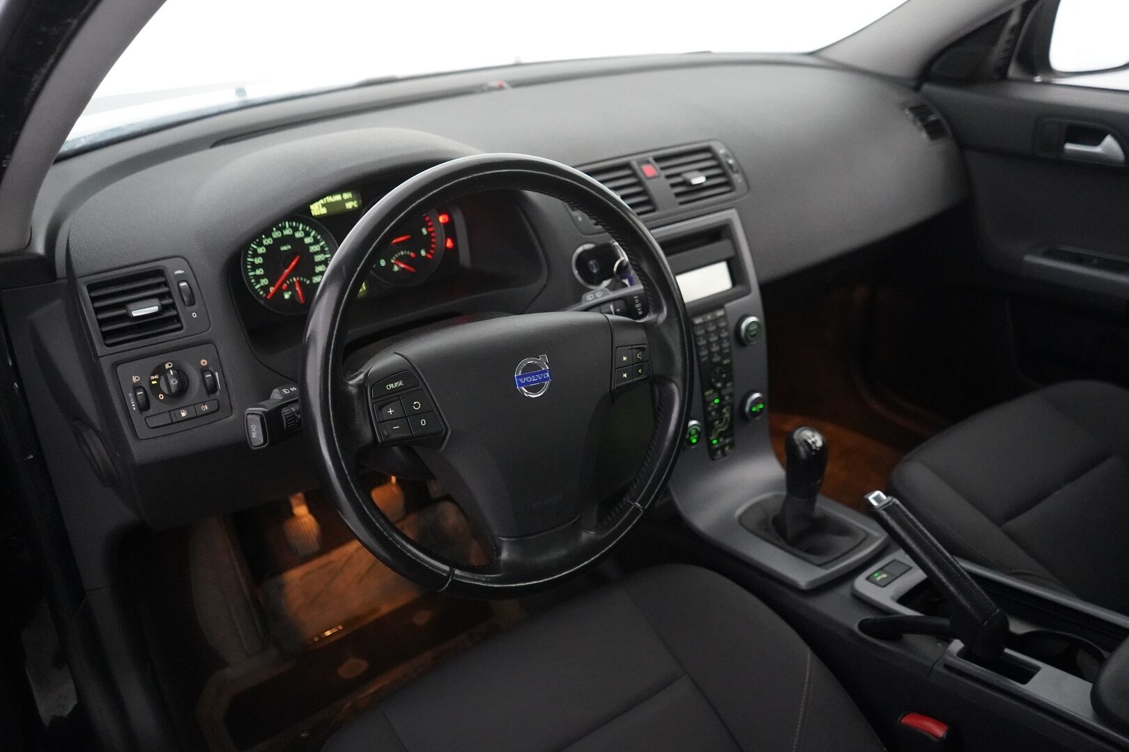 Volvo V50 2010 1,6D DRIVe start/stop Kinetic man - Huutokaupat.com sivustolla myynnissä!