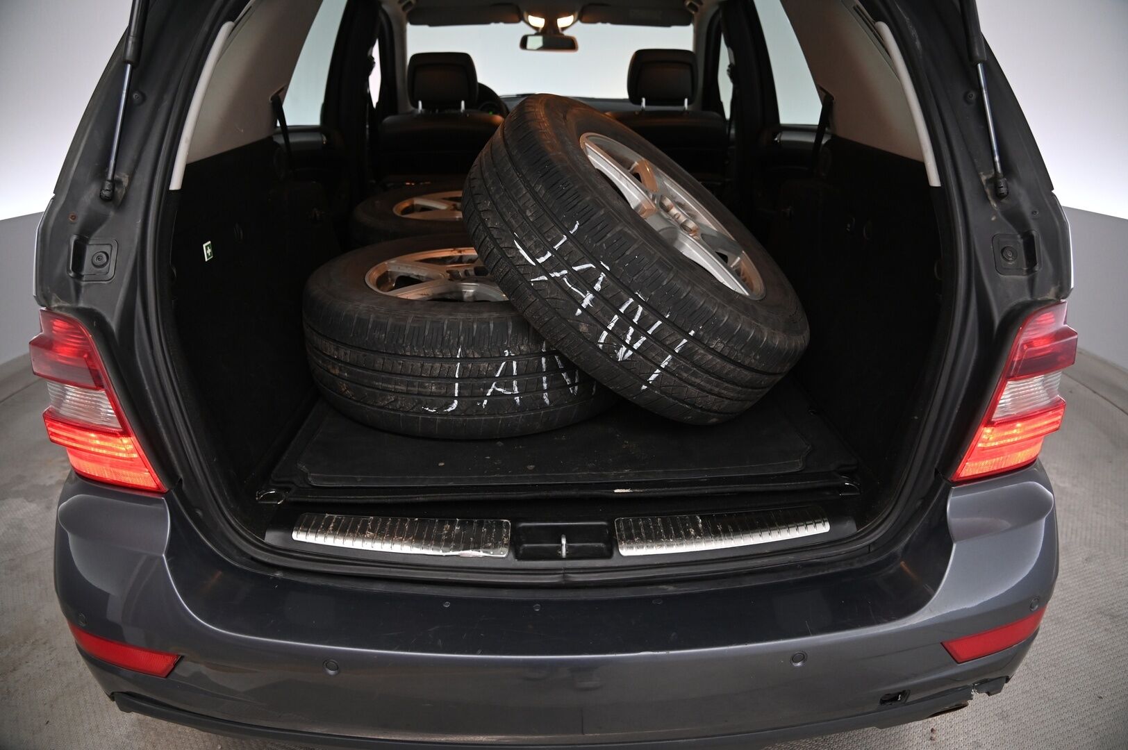 Mercedes-Benz ML 2011 300 CDI 4MATIC*YritysOutlet - Myydään vain yrityksille* - *YritysOutlet - Myydään vain yrityksille*