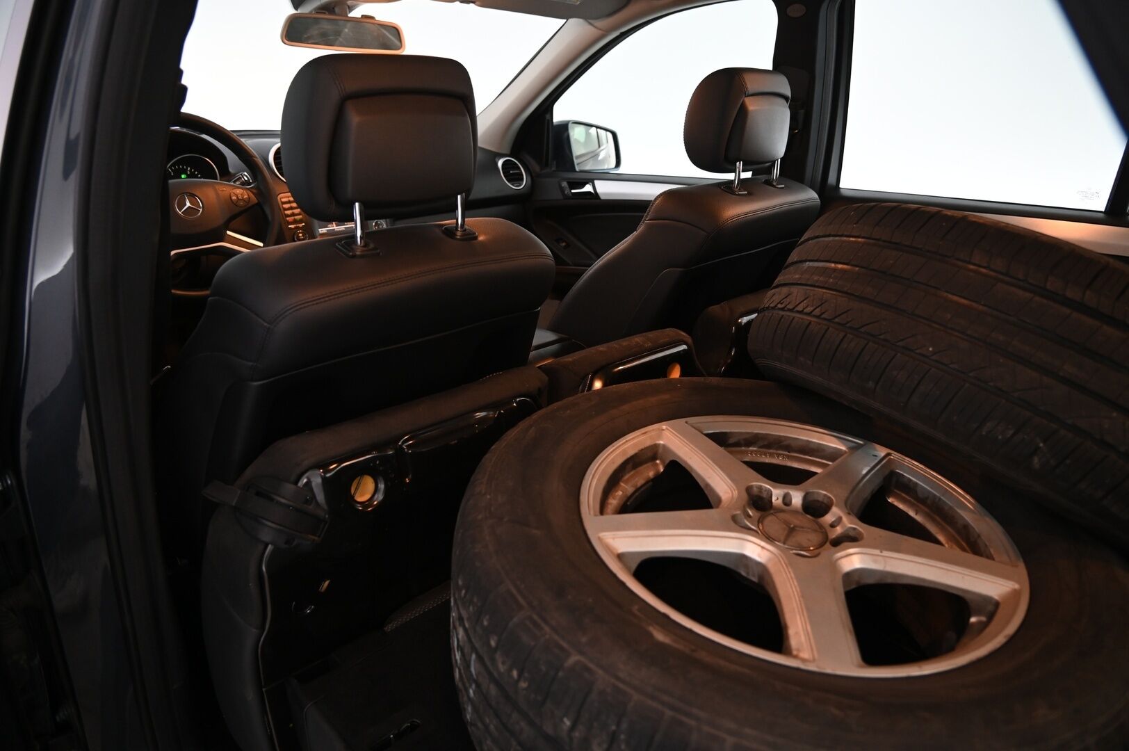 Mercedes-Benz ML 2011 300 CDI 4MATIC*YritysOutlet - Myydään vain yrityksille* - *YritysOutlet - Myydään vain yrityksille*