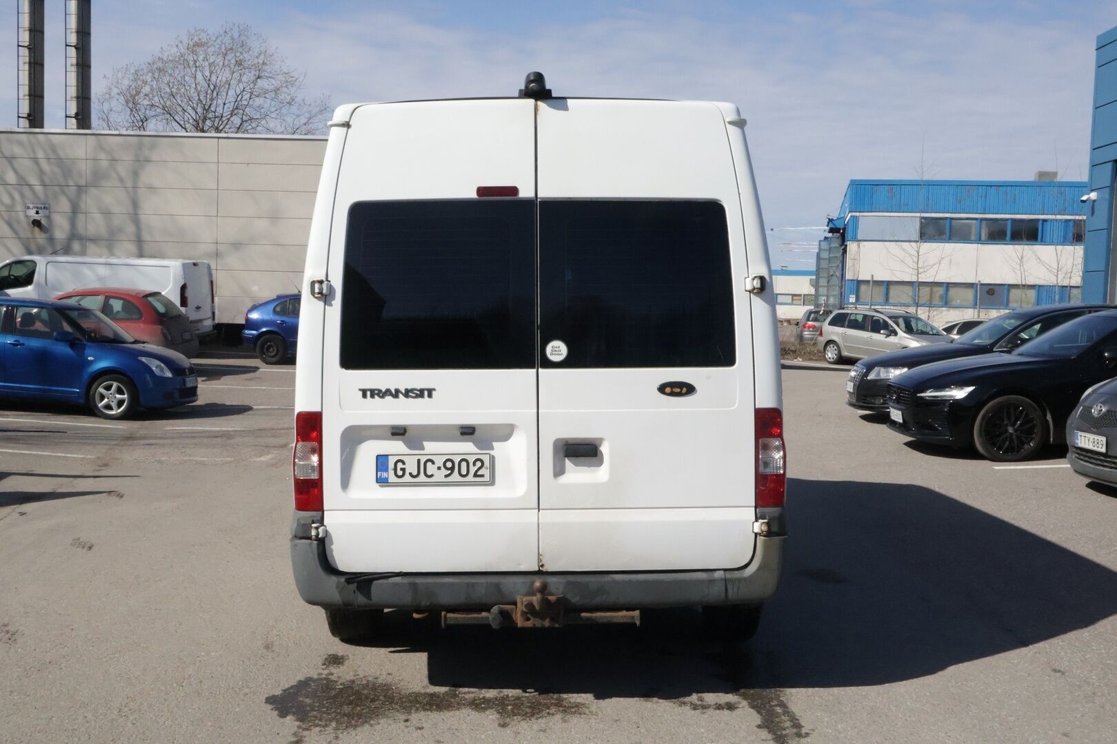 Ford Transit 2010 300L 2,2TDCi 115 N1 Van Trend FWD 4,36 Puolikorkea - Myydään huutokaupat.com *Suomiauto / Eber / Koukku* - Myydään huutokaupassa eniten tarjoavalle! / 2x renkaat vanteilla