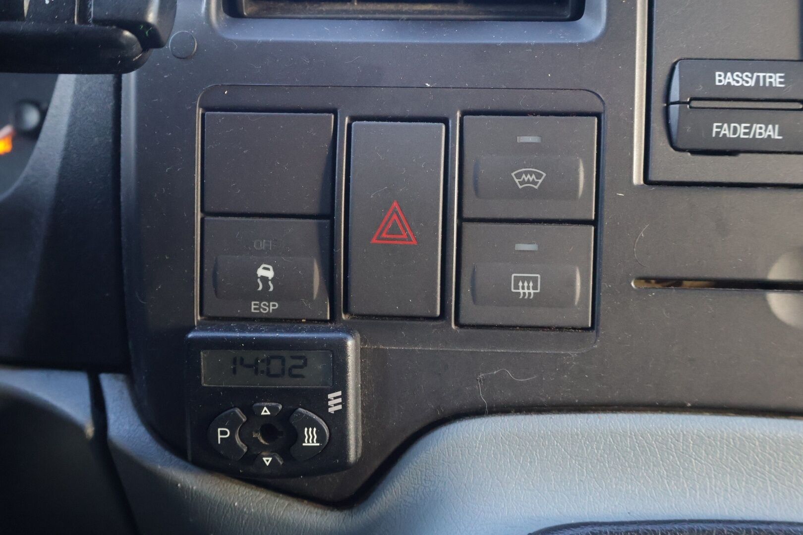 Ford Transit 2010 300L 2,2TDCi 115 N1 Van Trend FWD 4,36 Puolikorkea - Myydään huutokaupat.com *Suomiauto / Eber / Koukku* - Myydään huutokaupassa eniten tarjoavalle! / 2x renkaat vanteilla