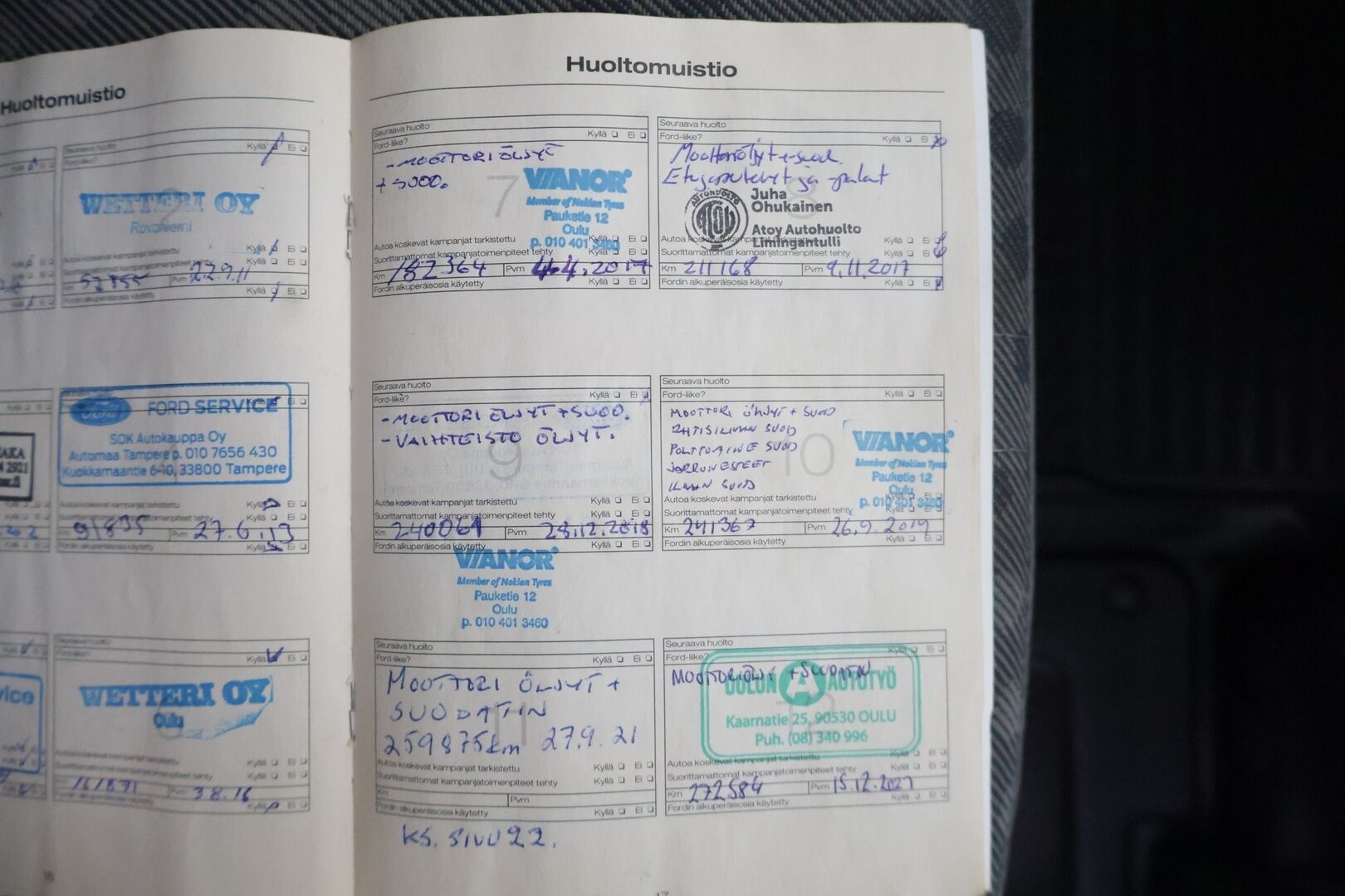 Ford Transit 2010 300L 2,2TDCi 115 N1 Van Trend FWD 4,36 Puolikorkea - Myydään huutokaupat.com *Suomiauto / Eber / Koukku* - Myydään huutokaupassa eniten tarjoavalle! / 2x renkaat vanteilla