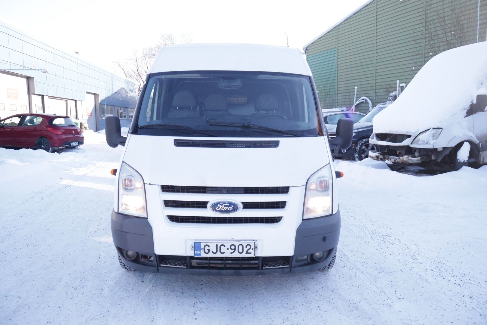 Ford Transit 2010 300L 2,2TDCi 115 N1 Van Trend FWD 4,36 Puolikorkea- YritysOutlet - Myydään vain yrityksille - *Suomiauto / Eber / Koukku* - – Tämä auto myydään YritysOutlet -valikoimasta vain yritykselle