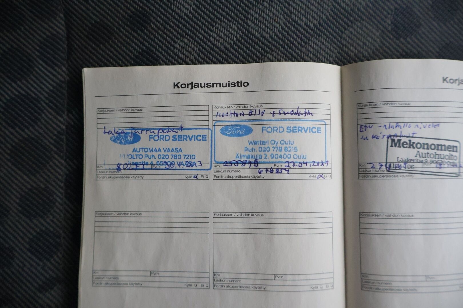 Ford Transit 2010 300L 2,2TDCi 115 N1 Van Trend FWD 4,36 Puolikorkea - Myydään huutokaupat.com *Suomiauto / Eber / Koukku* - Myydään huutokaupassa eniten tarjoavalle! / 2x renkaat vanteilla