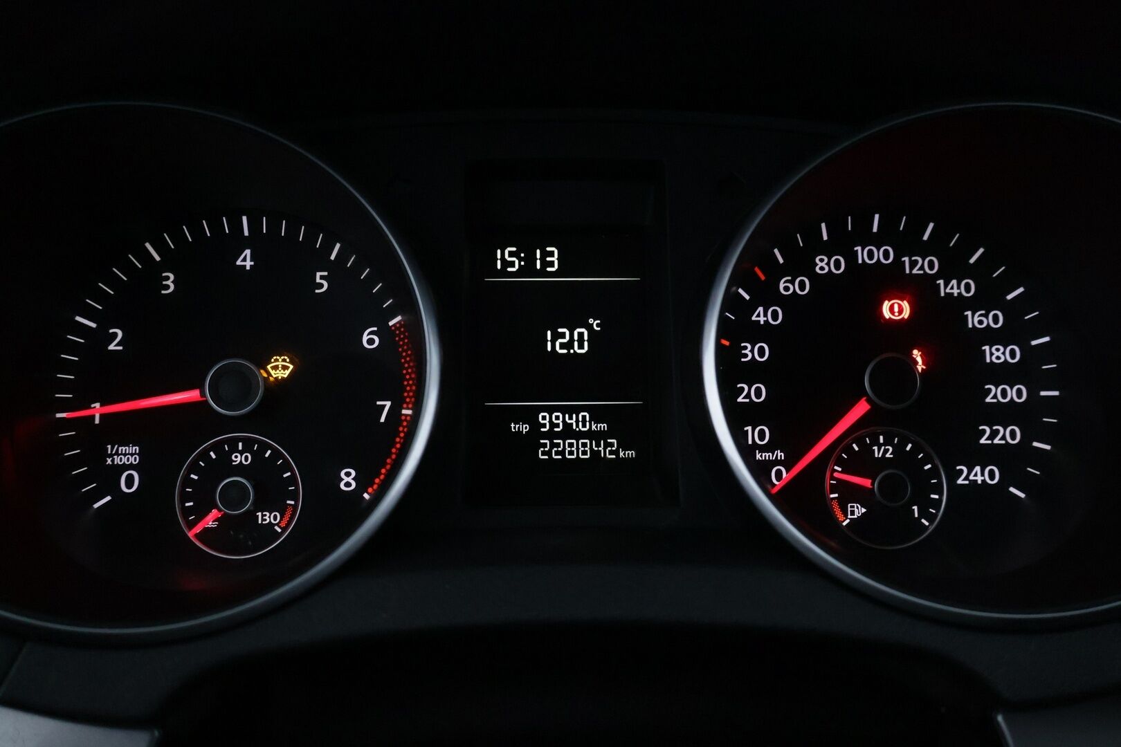 Volkswagen Golf 2010 Trendline 1,2 TSI 77 kW (105 hv) BlueMotion Technology 4-ovinen * YritysOutlet - Myydään vain yrityksille * - YritysOutlet - Myydään vain yrityksille / Leimaa 07/2026 / Kahdet renkaat