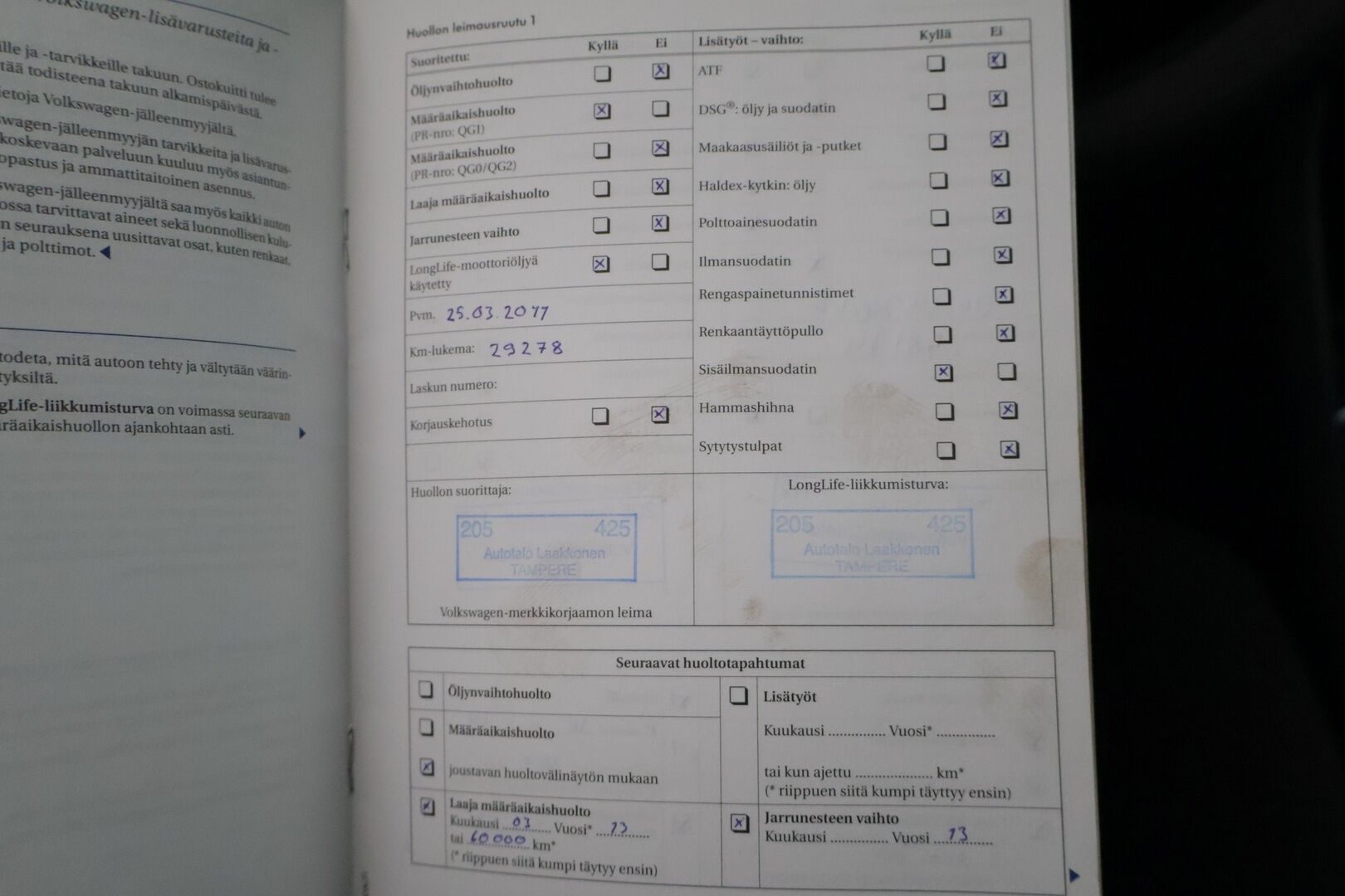 Volkswagen Golf 2010 Trendline 1,2 TSI 77 kW (105 hv) BlueMotion Technology 4-ovinen * YritysOutlet - Myydään vain yrityksille * - YritysOutlet - Myydään vain yrityksille / Leimaa 07/2026 / Kahdet renkaat