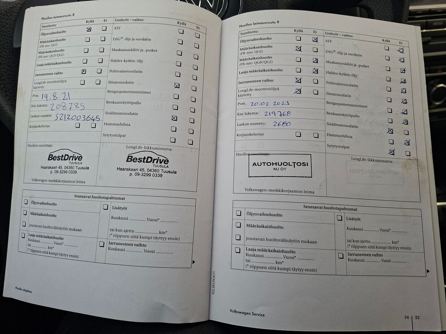 Volkswagen Golf 2010 Trendline 1,2 TSI 77 kW (105 hv) BlueMotion Technology 4-ovinen * YritysOutlet - Myydään vain yrityksille * - YritysOutlet - Myydään vain yrityksille / Leimaa 07/2026 / Kahdet renkaat