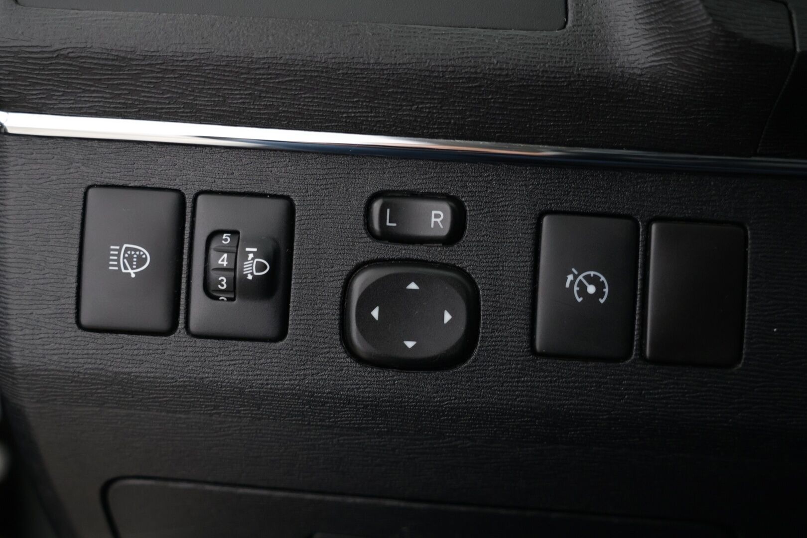 Toyota Avensis 2011 1,6 Valvematic Sol Edition Wagon - YritysOutlet - Myydään vain yrityksille - Suomi-auto / Huoltokirja / Lohko / Bluetooth / Koukku