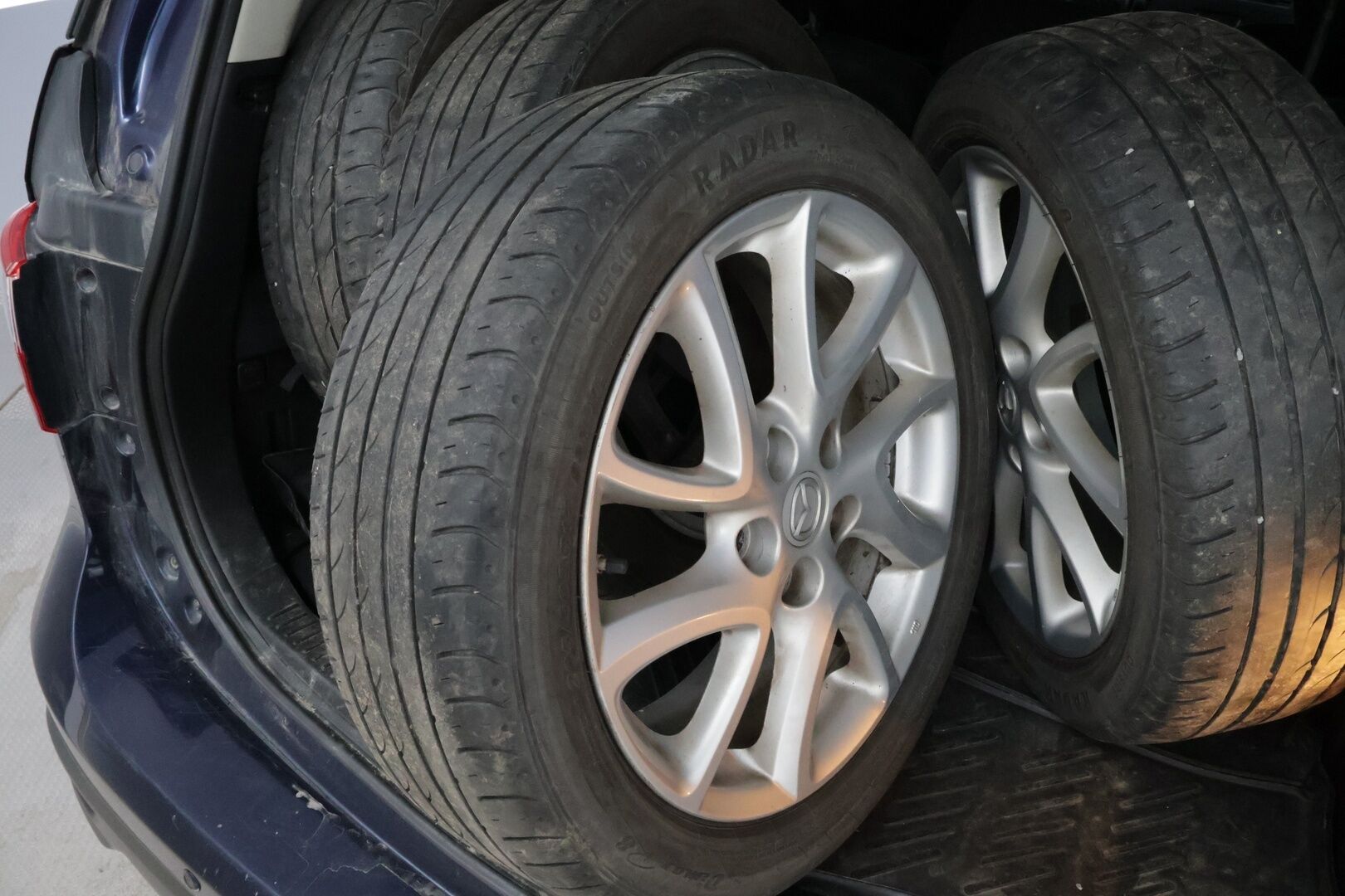 Mazda 5 2013 MPV 2,0 DISI i-Stop Exclusive 6MT 5d HF2 - YritysOutlet - Myydään vain yrityksille - – Tämä auto myydään YritysOutlet -valikoimasta vain yritykselle