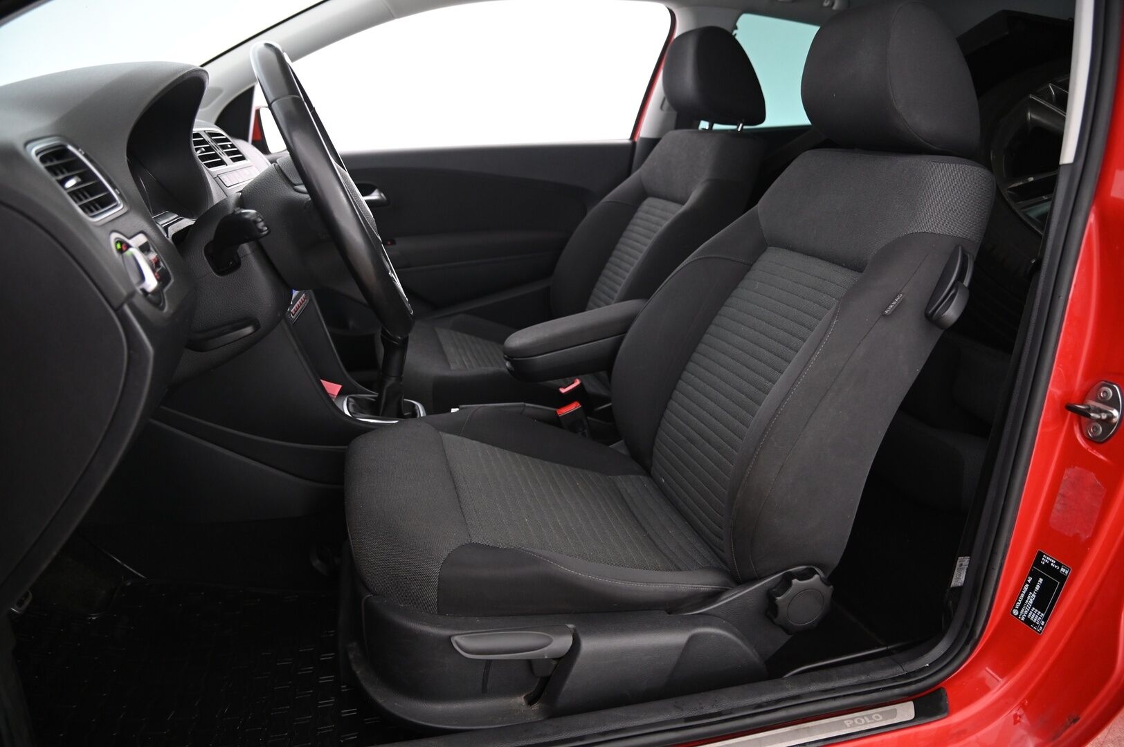 Volkswagen Polo 2011 Comfortline 1,6 TDI 66 kW (90 hv) BlueMotion Technology***MYYDÄÄN HUUTOKAUPAT.COM*** - ***MYYDÄÄN HUUTOKAUPAT.COM***