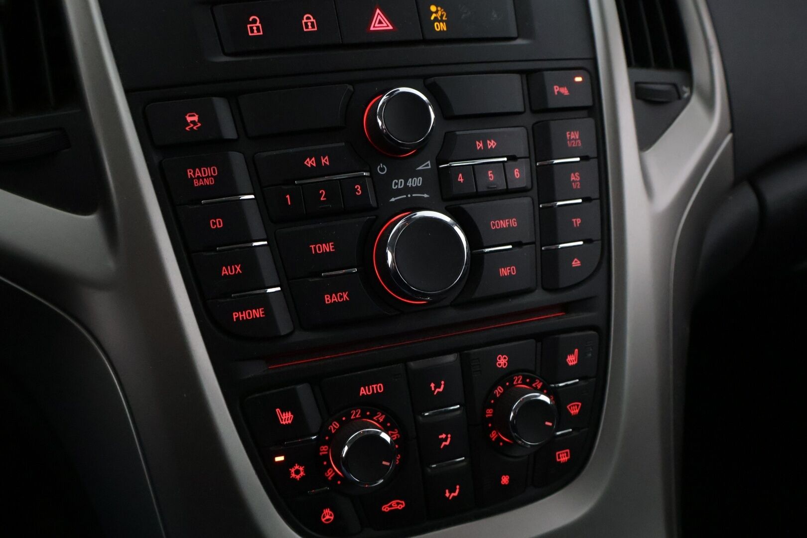 Opel Astra 2011 Sport Tourer Enjoy 1,4 Turbo 103kW AT6 * / Yritys Outlet - Myydään yrityksille / Suomi-auto / Vakkari / Tutka / Lohkolämmitin / Vetokoukku / - Myydään yrityksille