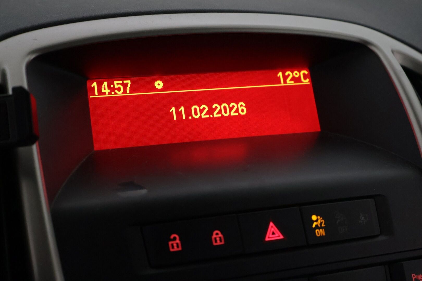 Opel Astra 2011 Sport Tourer Enjoy 1,4 Turbo 103kW AT6 *Yritys Outlet - Myydään vain yrityksille* *Suomi-auto / Vakkari / Tutka / Lohkolämmitin / Vetokoukku* - Myydään yrityksille! Suomi-auto - HULLUT AVAJAISHULINAT KORKOTARJOUS 3,29 %