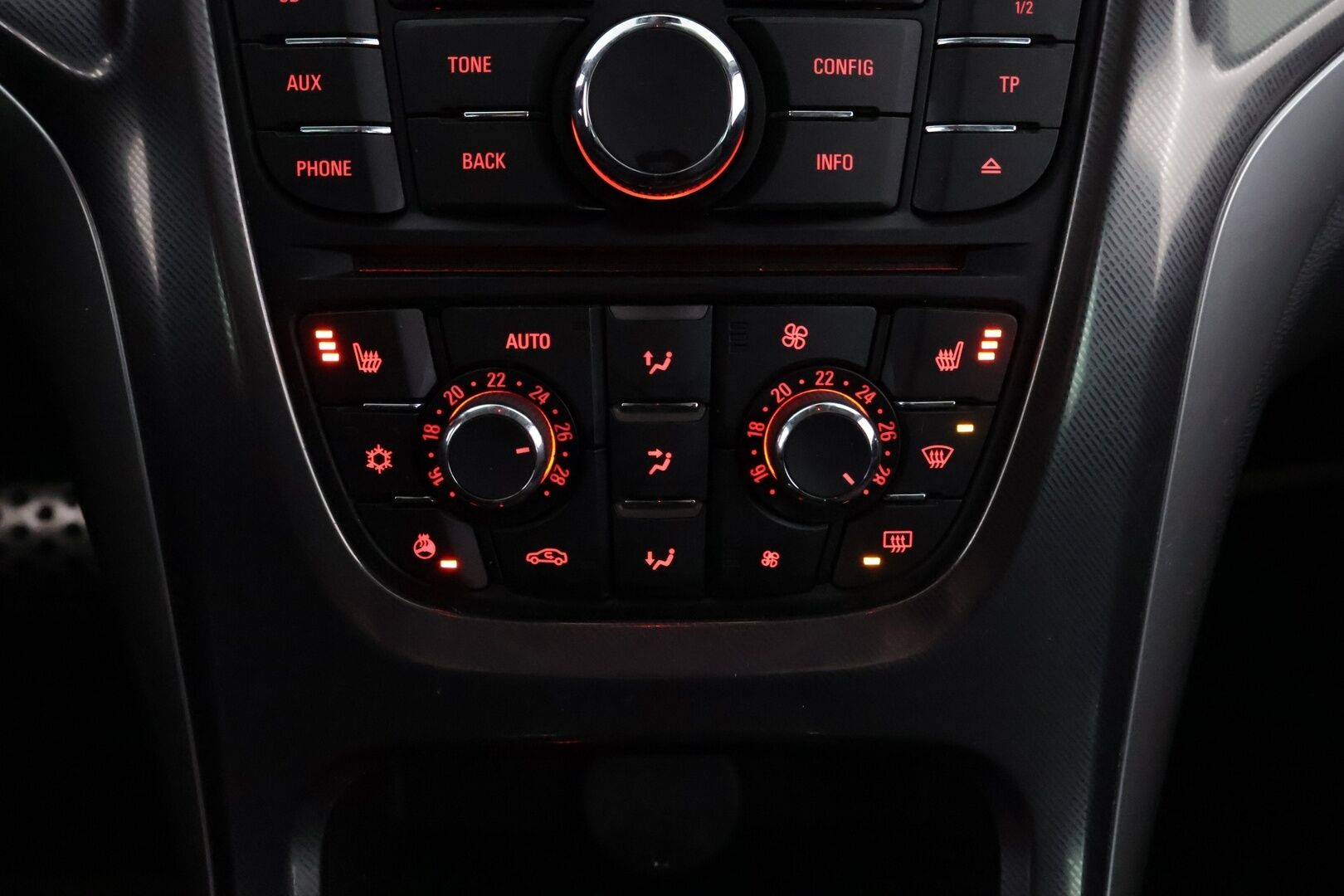 Opel Astra 2011 Sport Tourer Cosmo 1,6 Turbo 132kW AT6 - YritysOutlet - Myydään vain yrityksille - - YritysOutlet - Myydään vain yrityksille