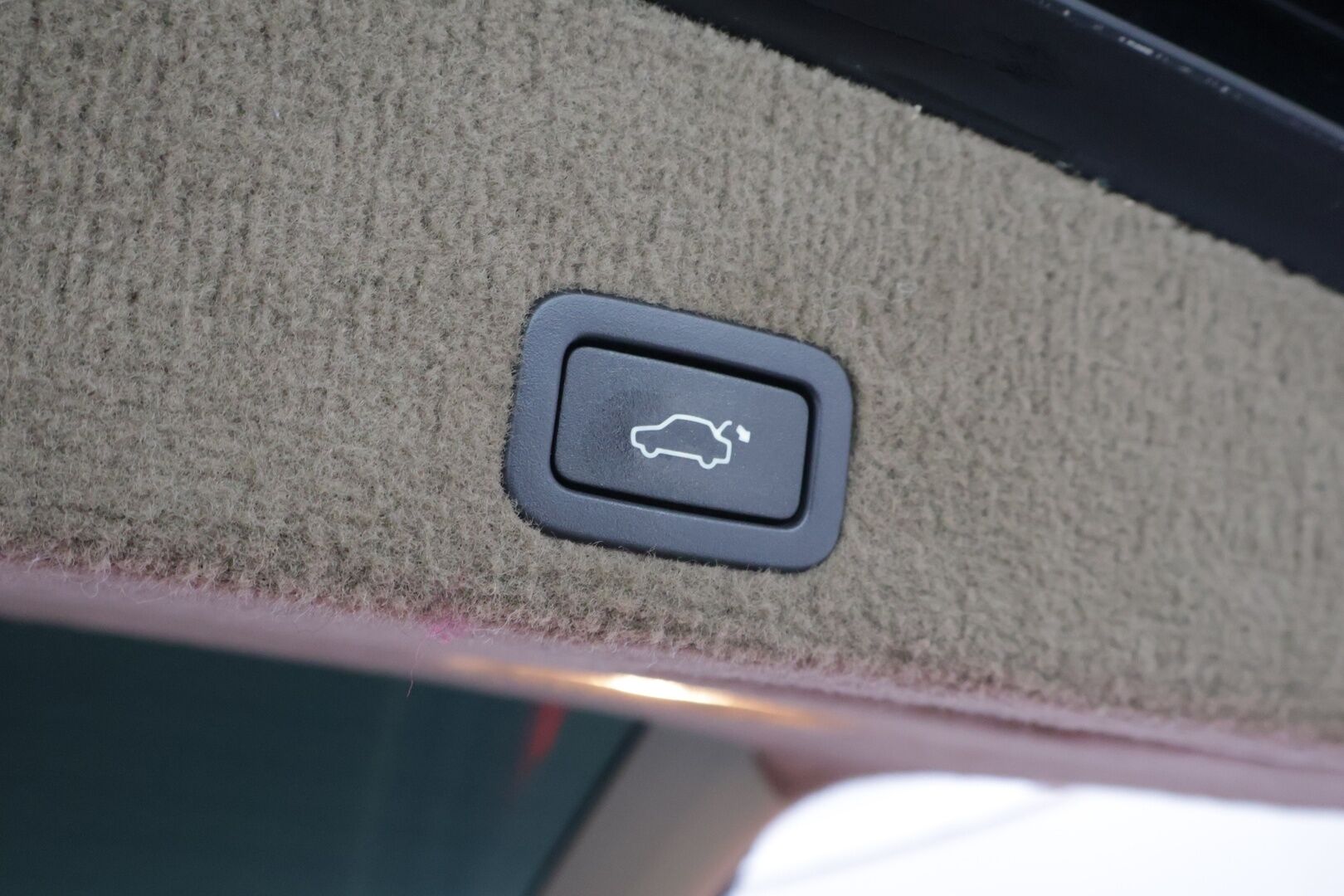 Volvo XC60 2010 D5 AWD Summum Business aut ** YritysOutlet - Myydään vain yrityksille ** ACC / Koukku / Webasto / Sähköpenkit / BLIS - ** Katso varusteet / Juuri katsastettu **