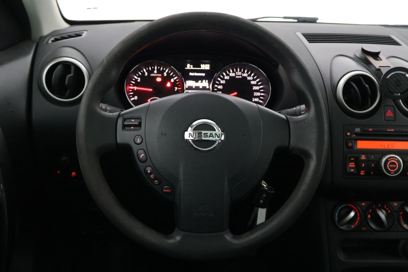 Nissan Qashqai+2 2011 1,6L Visia 2WD 5MT MY10 *YritysOutlet - Myydään vain yrityksille* - *YritysOutlet - Myydään vain yrityksille* / Varusteet ja lisätiedot tulossa!