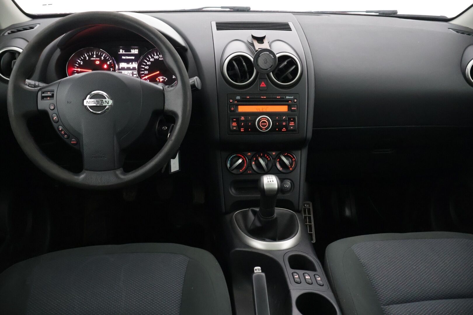 Nissan Qashqai+2 2011 1,6L Visia 2WD 5MT MY10 *YritysOutlet - Myydään vain yrityksille* - *YritysOutlet - Myydään vain yrityksille* / Varusteet ja lisätiedot tulossa!