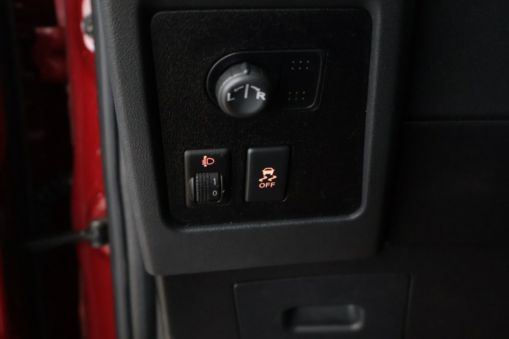 Nissan Qashqai+2 2011 1,6L Visia 2WD 5MT MY10 *YritysOutlet - Myydään vain yrityksille* - *YritysOutlet - Myydään vain yrityksille* / Varusteet ja lisätiedot tulossa!