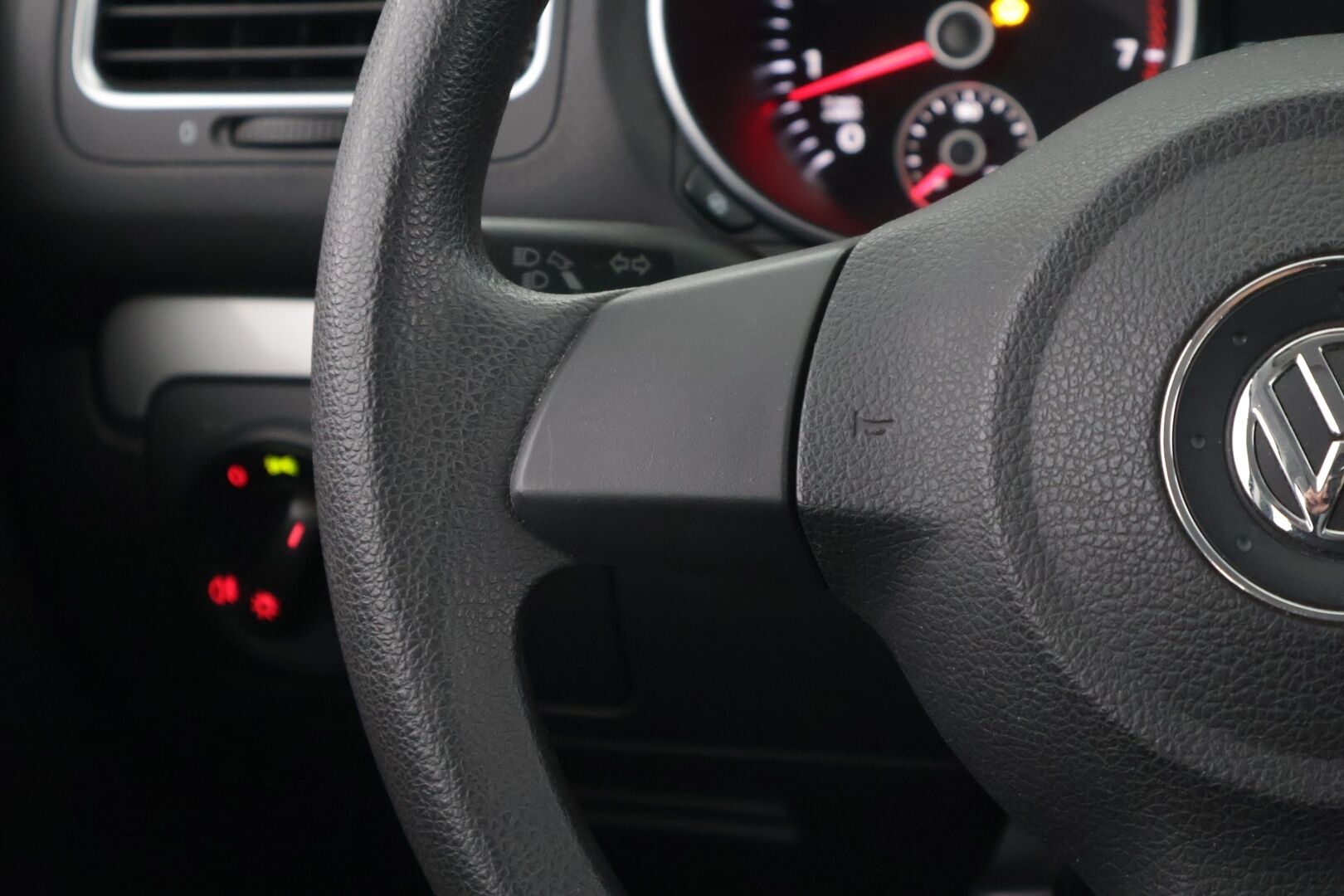 Volkswagen Golf 2011 Trendline 1,2 TSI 63 kW (85 hv) 4-ovinen *Myydään Huutokaupat.com / 1-omisteinen suomi auto*
