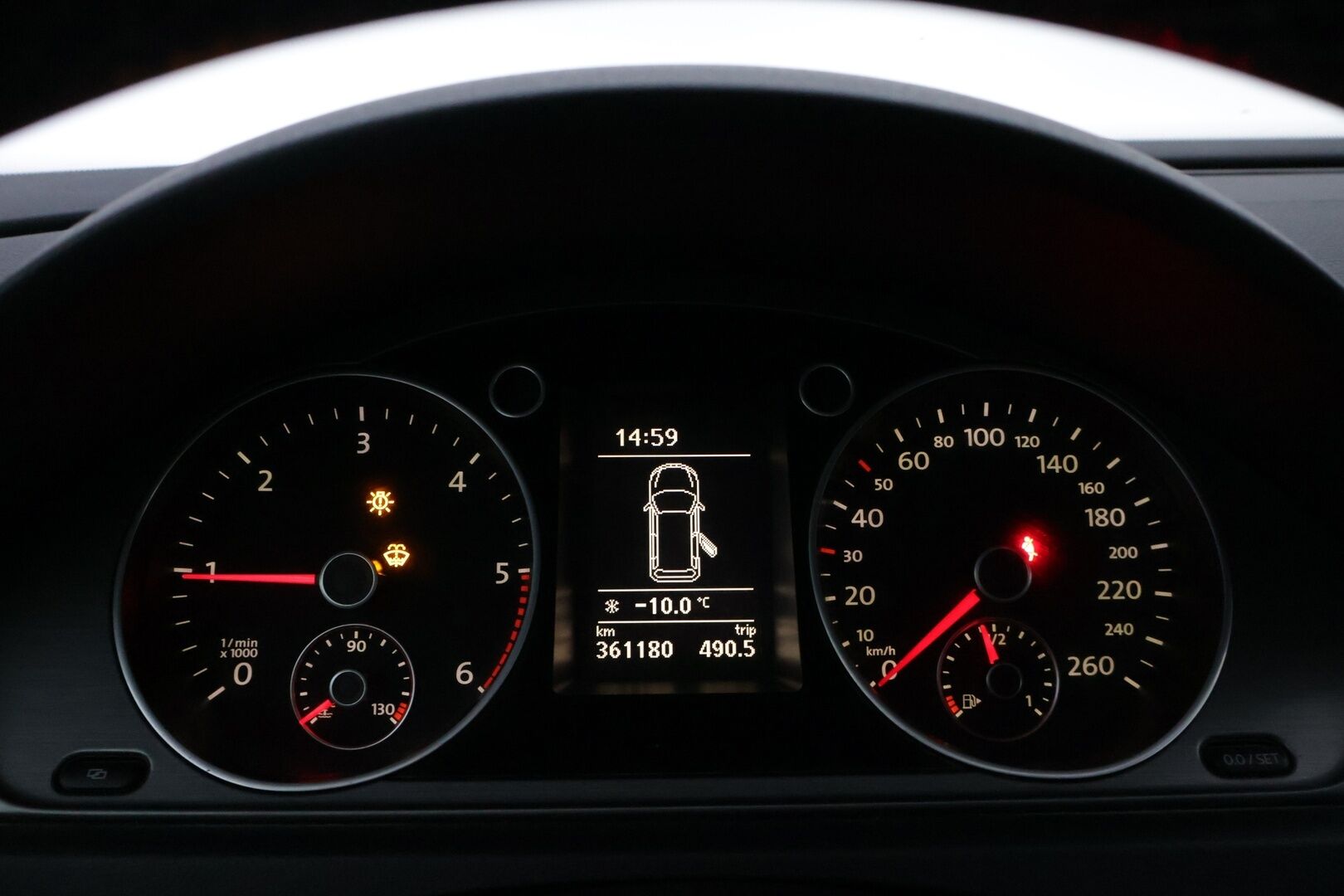 Volkswagen Passat 2011 Variant Comfortline 2,0 TDI 103 kW (140 hv) BlueMotion Technology - YritysOutlet - Myydään vain yrityksille - Juuri katsastettu / Kahdet hyvät renkaat / Suomi-auto! 