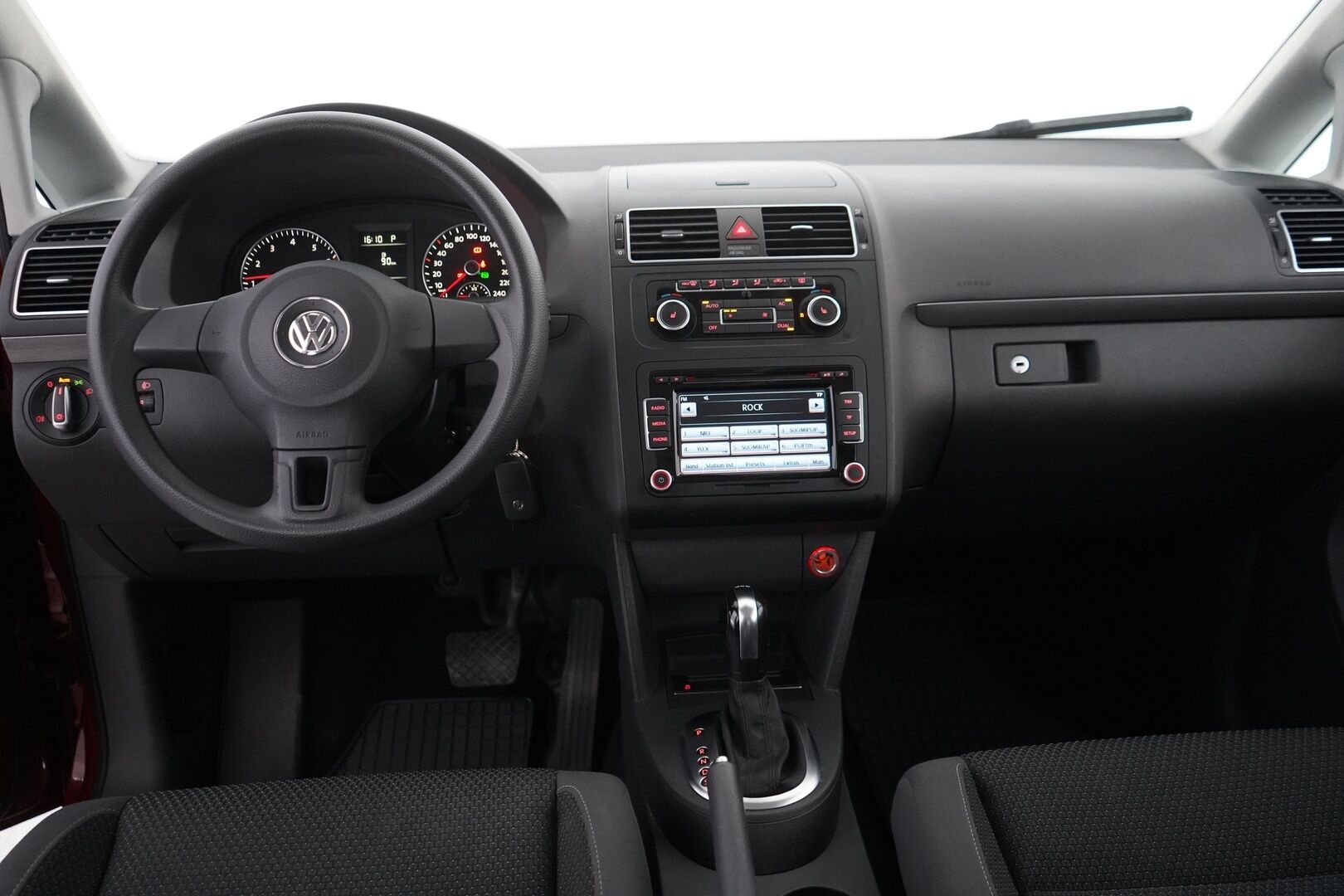 Volkswagen Touran 2011 1.4 TSI Comfortline 103kW (140hv) DSG - KATSO MIHIN HINTAAN! | Vetokoukku | Vakkari | Lohko | 7-paikkainen | Kahdet renkaat vanteineen | Jakoketju vaihdettu 09.2024 | Säntilliset huollot