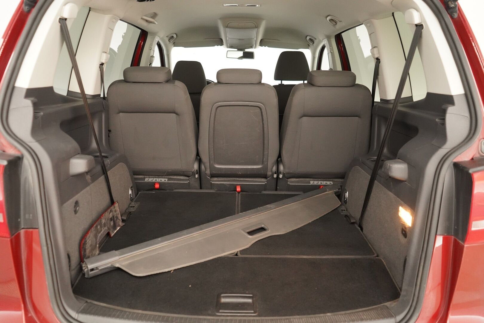 Volkswagen Touran 2011 1.4 TSI Comfortline 103kW (140hv) DSG - KATSO MIHIN HINTAAN! | Vetokoukku | Vakkari | Lohko | 7-paikkainen | Kahdet renkaat vanteineen | Jakoketju vaihdettu 09.2024 | Säntilliset huollot