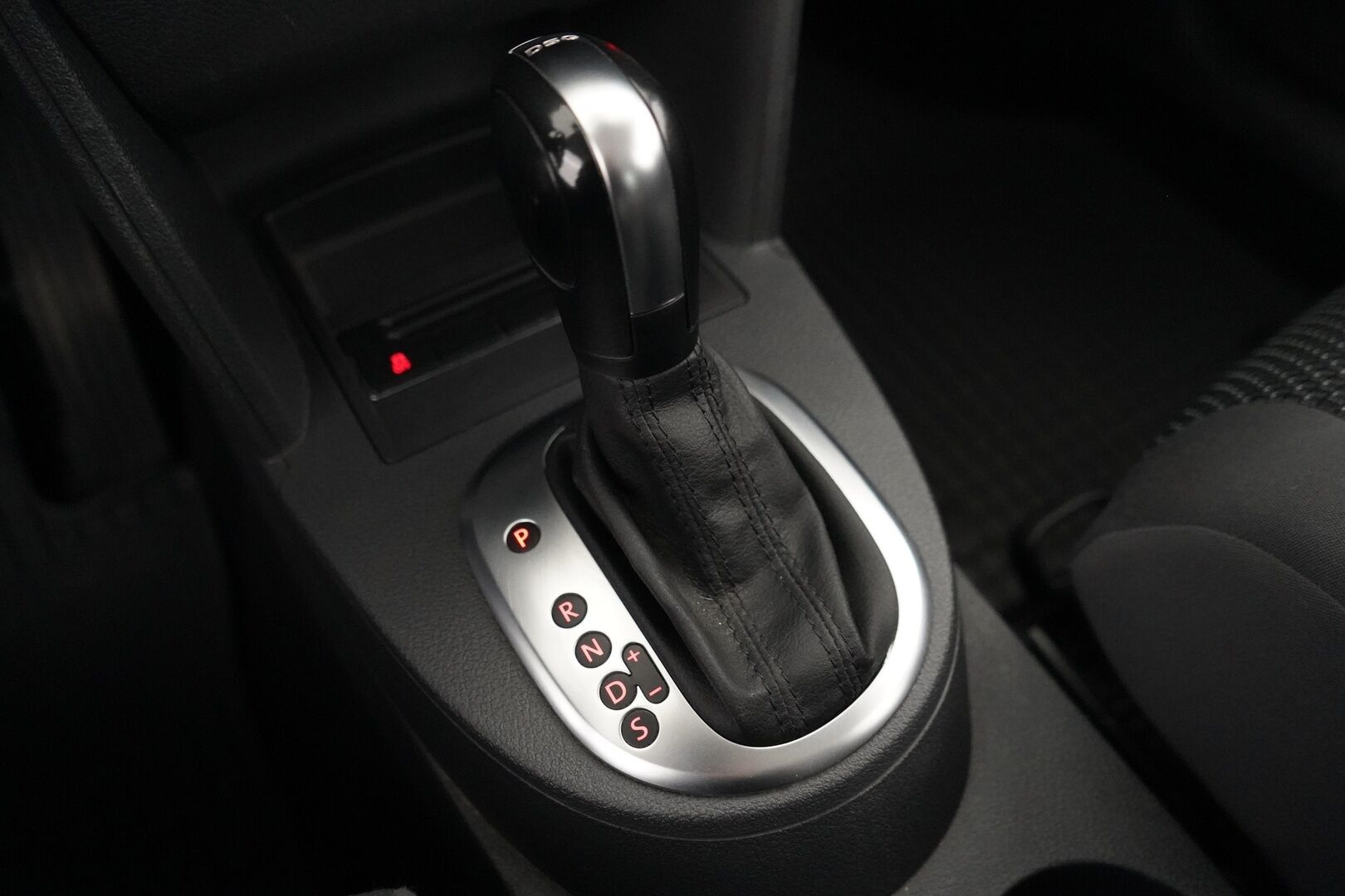 Volkswagen Touran 2011 1.4 TSI Comfortline 103kW (140hv) DSG - KATSO MIHIN HINTAAN! | Vetokoukku | Vakkari | Lohko | 7-paikkainen | Kahdet renkaat vanteineen | Jakoketju vaihdettu 09.2024 | Säntilliset huollot