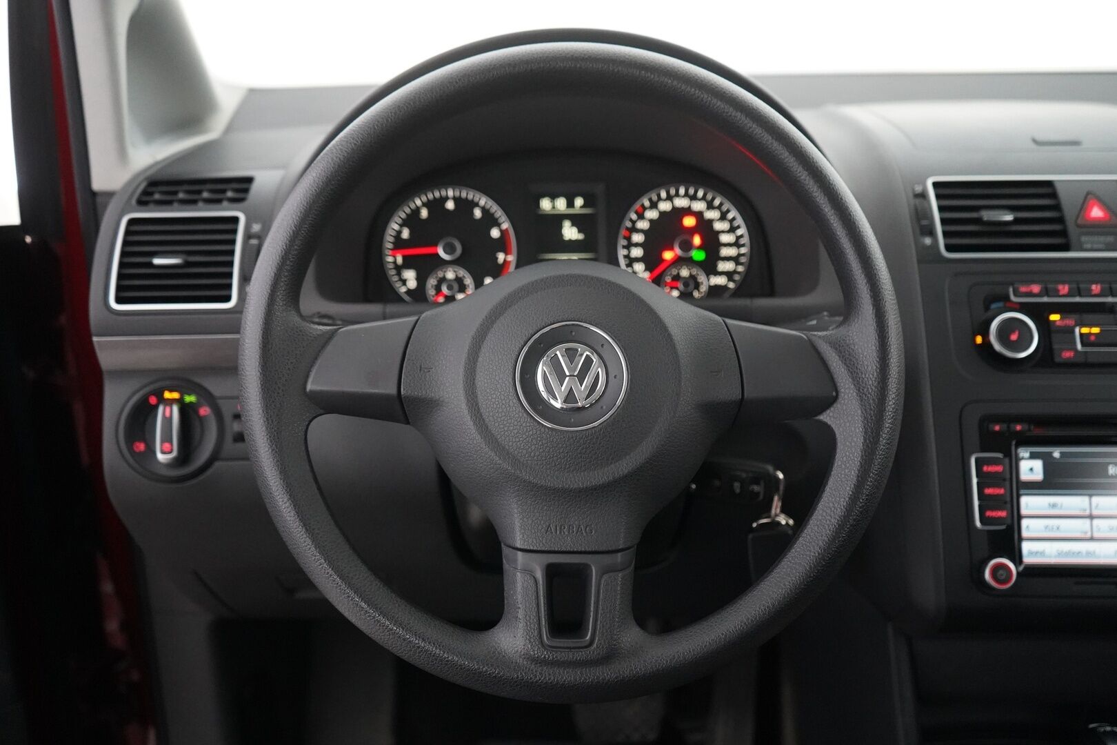 Volkswagen Touran 2011 1.4 TSI Comfortline 103kW (140hv) DSG - KATSO MIHIN HINTAAN! | Vetokoukku | Vakkari | Lohko | 7-paikkainen | Kahdet renkaat vanteineen | Jakoketju vaihdettu 09.2024 | Säntilliset huollot
