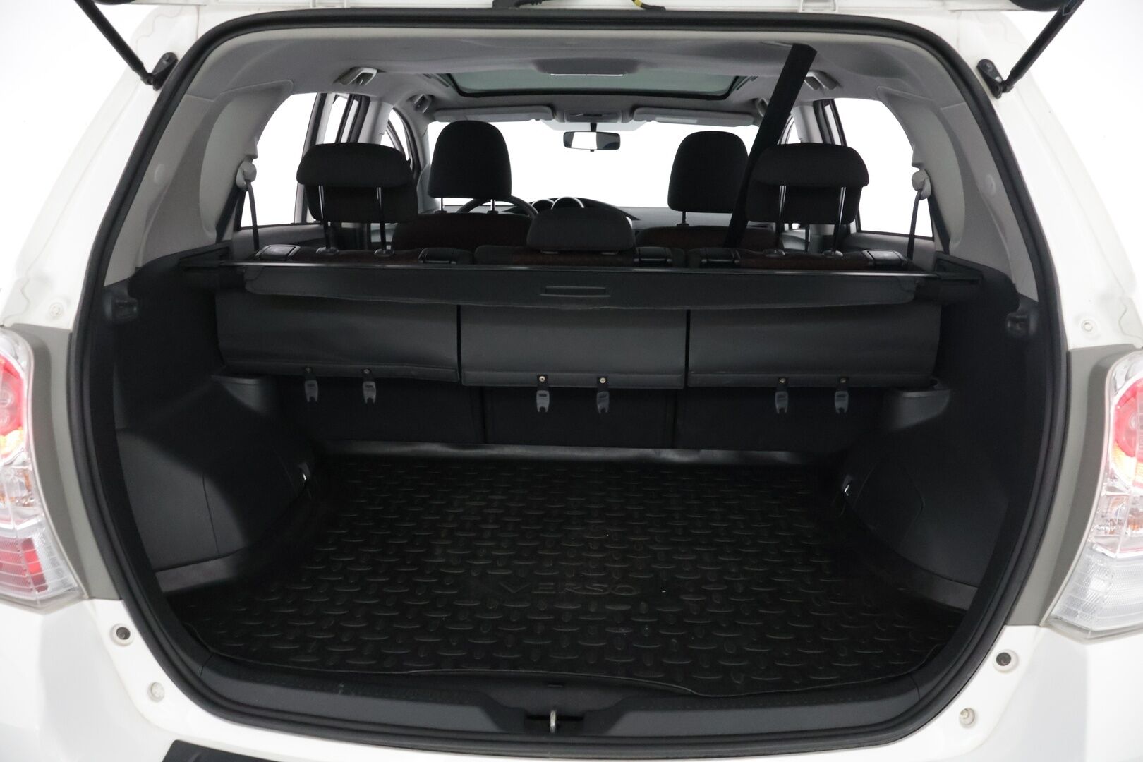 Toyota Verso 2011 1,8 Valvematic Sol Edition 5p - * Suomi-auto / Koukku / Panoraama / Tutka /  Lohko / Vakkari / Pienet kilometrit * 