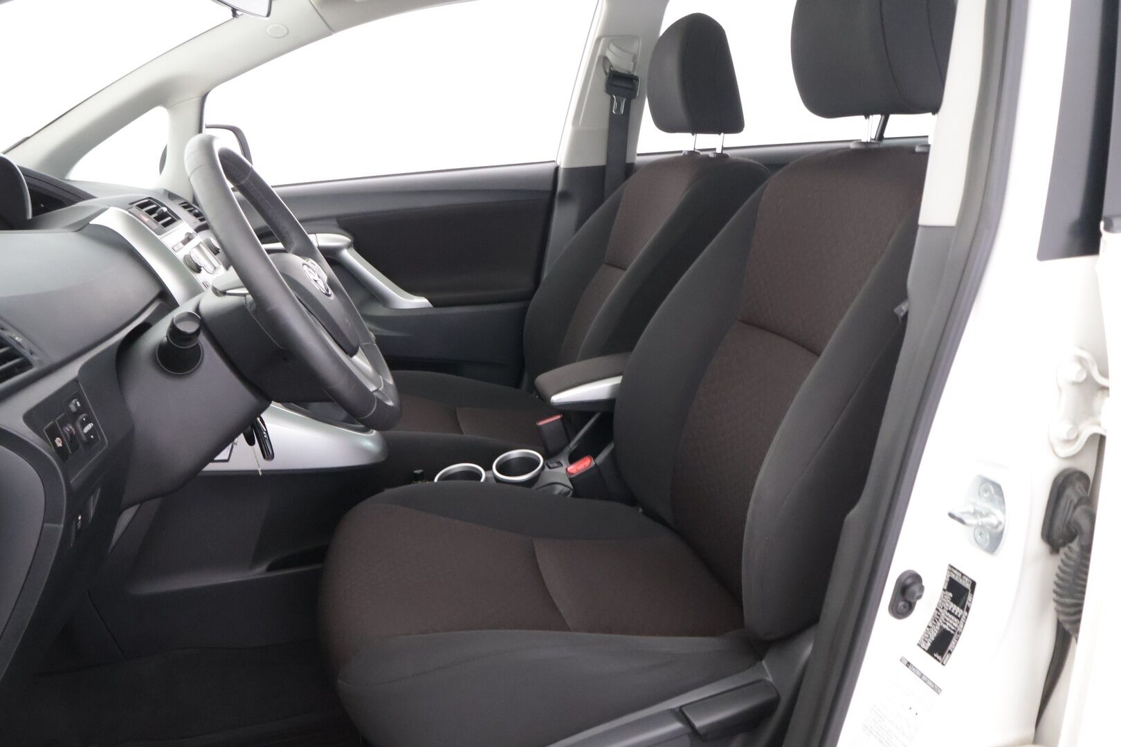 Toyota Verso 2011 1,8 Valvematic Sol Edition 5p - * Suomi-auto / Koukku / Panoraama / Tutka /  Lohko / Vakkari / Pienet kilometrit * 