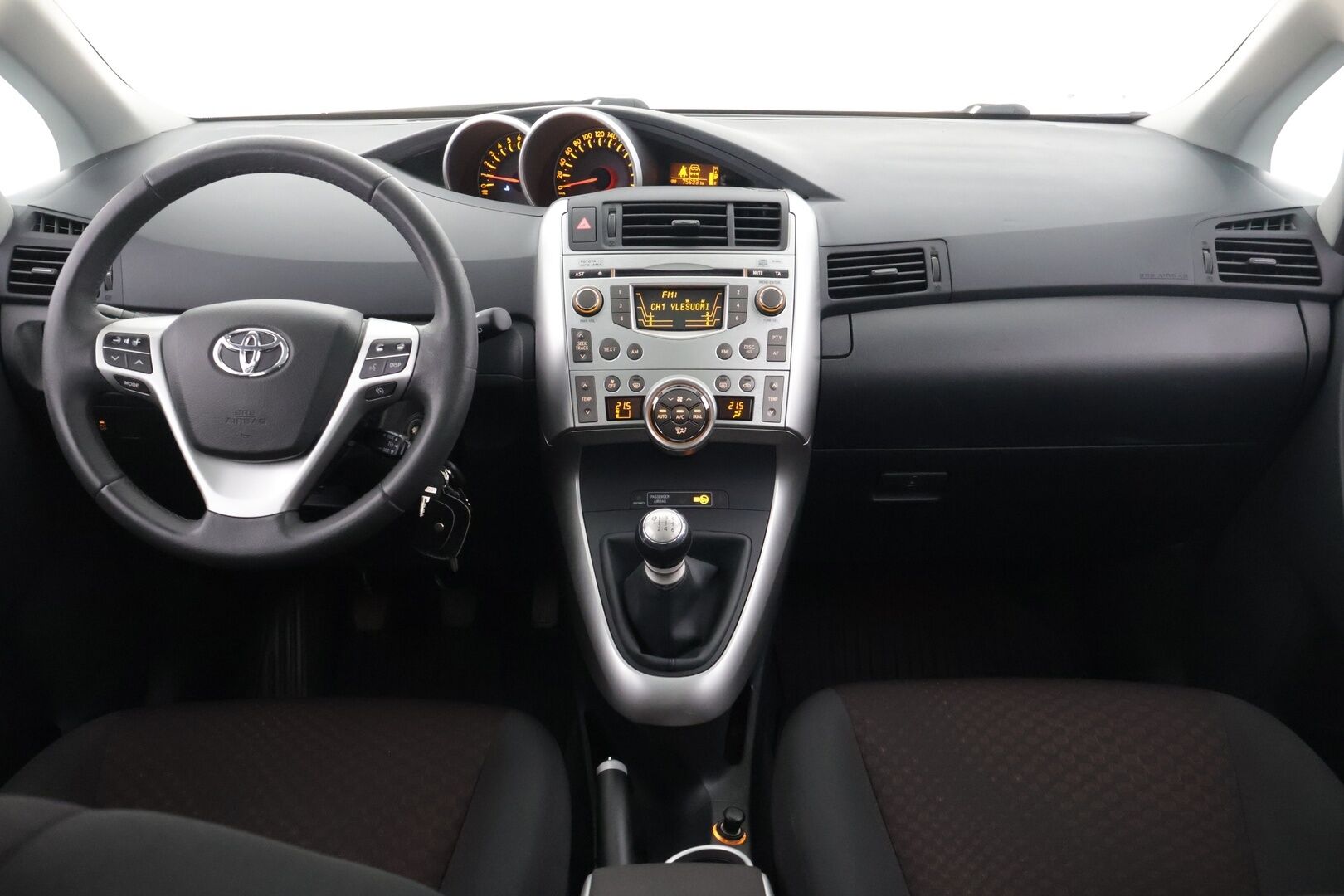 Toyota Verso 2011 1,8 Valvematic Sol Edition 5p - * Suomi-auto / Koukku / Panoraama / Tutka /  Lohko / Vakkari / Pienet kilometrit * 