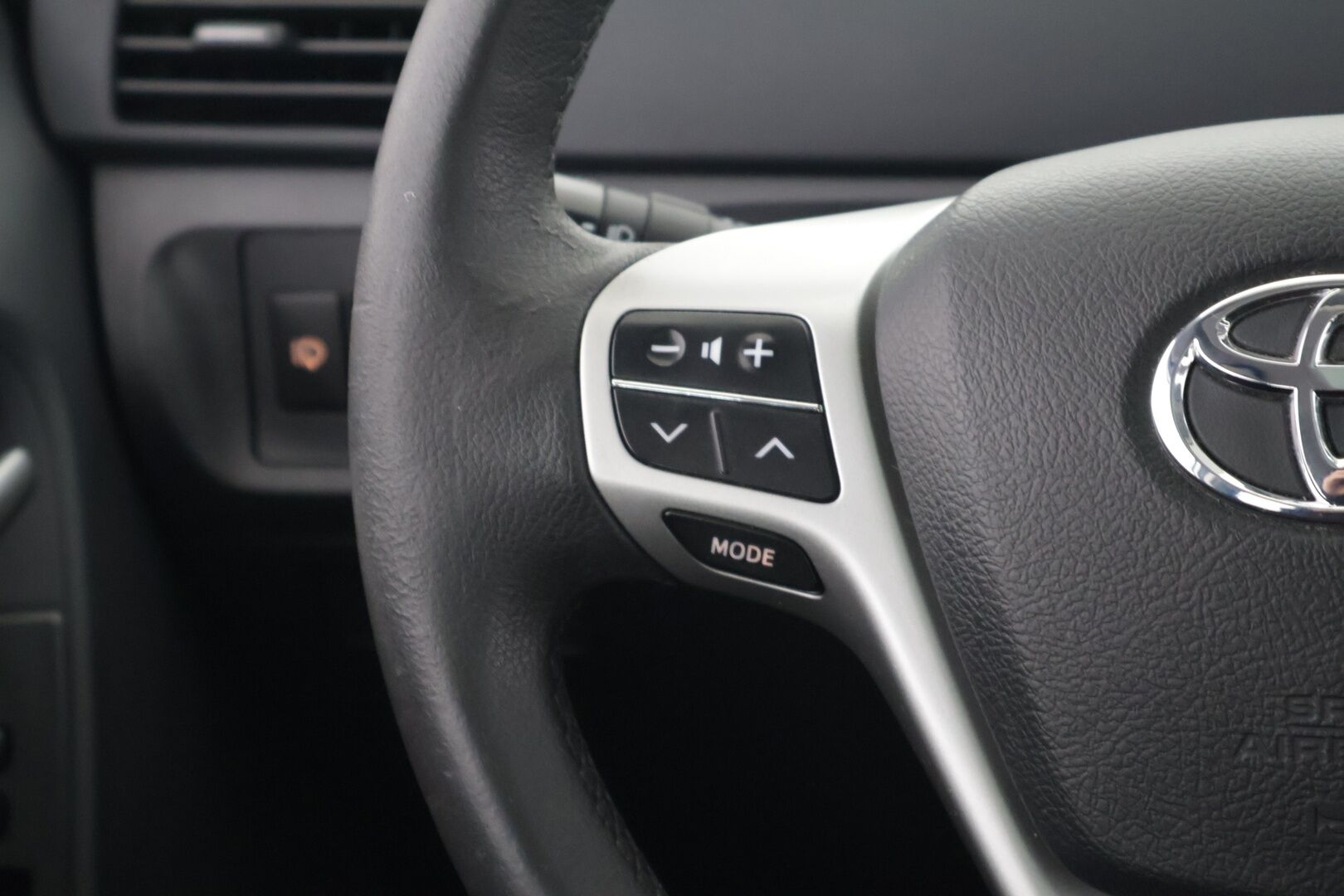 Toyota Verso 2011 1,8 Valvematic Sol Edition 5p - * Suomi-auto / Koukku / Panoraama / Tutka /  Lohko / Vakkari / Pienet kilometrit * 