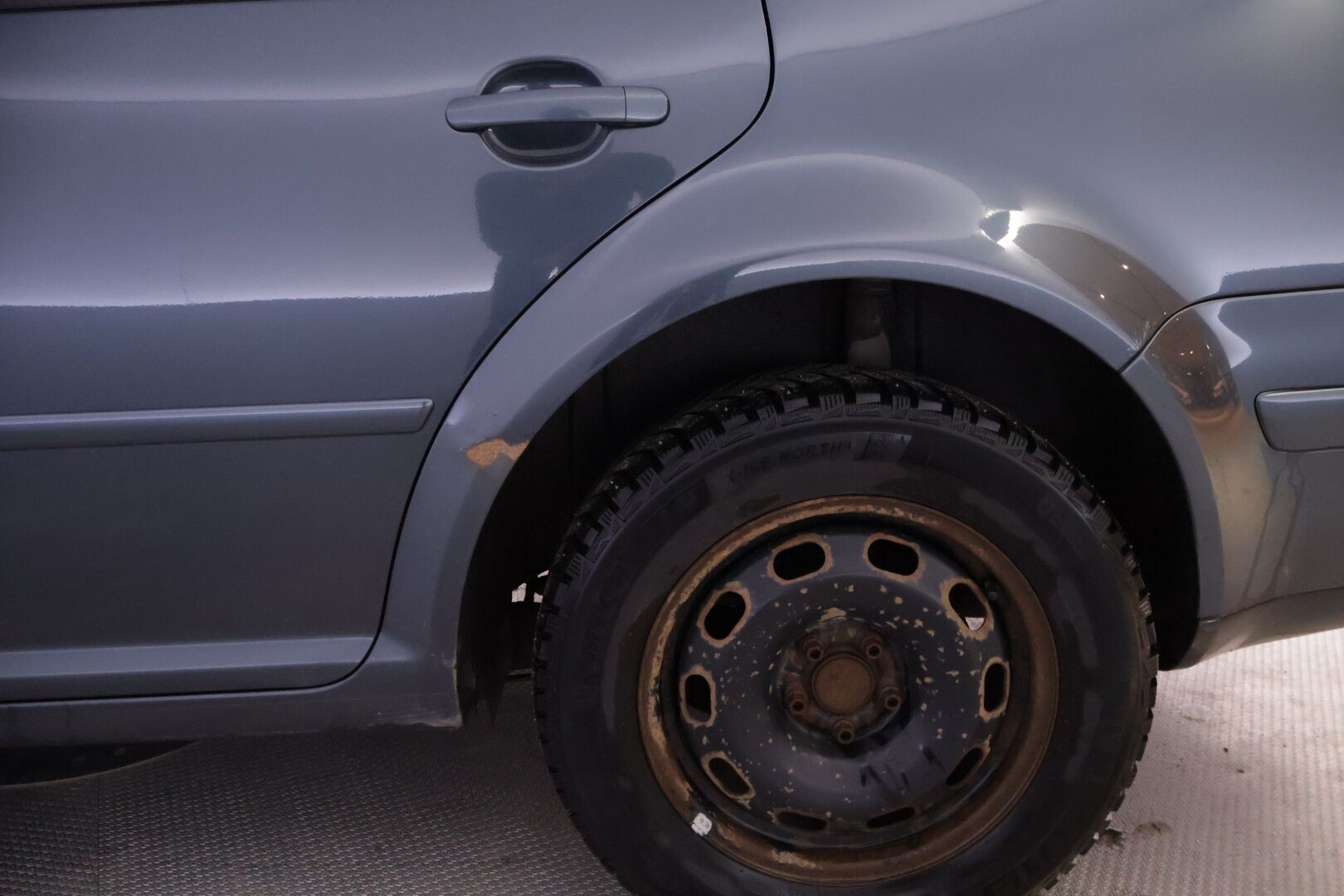 Volkswagen Golf 2003 1,9 - YritysOutlet - Myydään vain yrityksille - Vetokoukku / Multimedia näyttö / Sporttipenkit / GTI Mittaristo