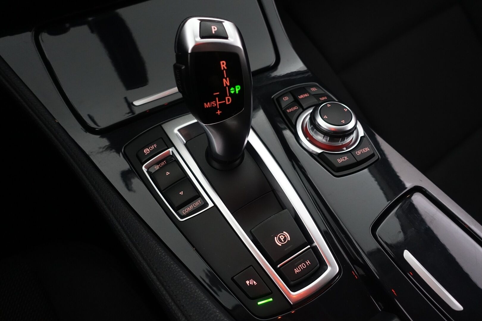 BMW 520 2011 TwinPower Turbo A F11 Touring Business | YritysOutlet - Myydään vain yrityksille |